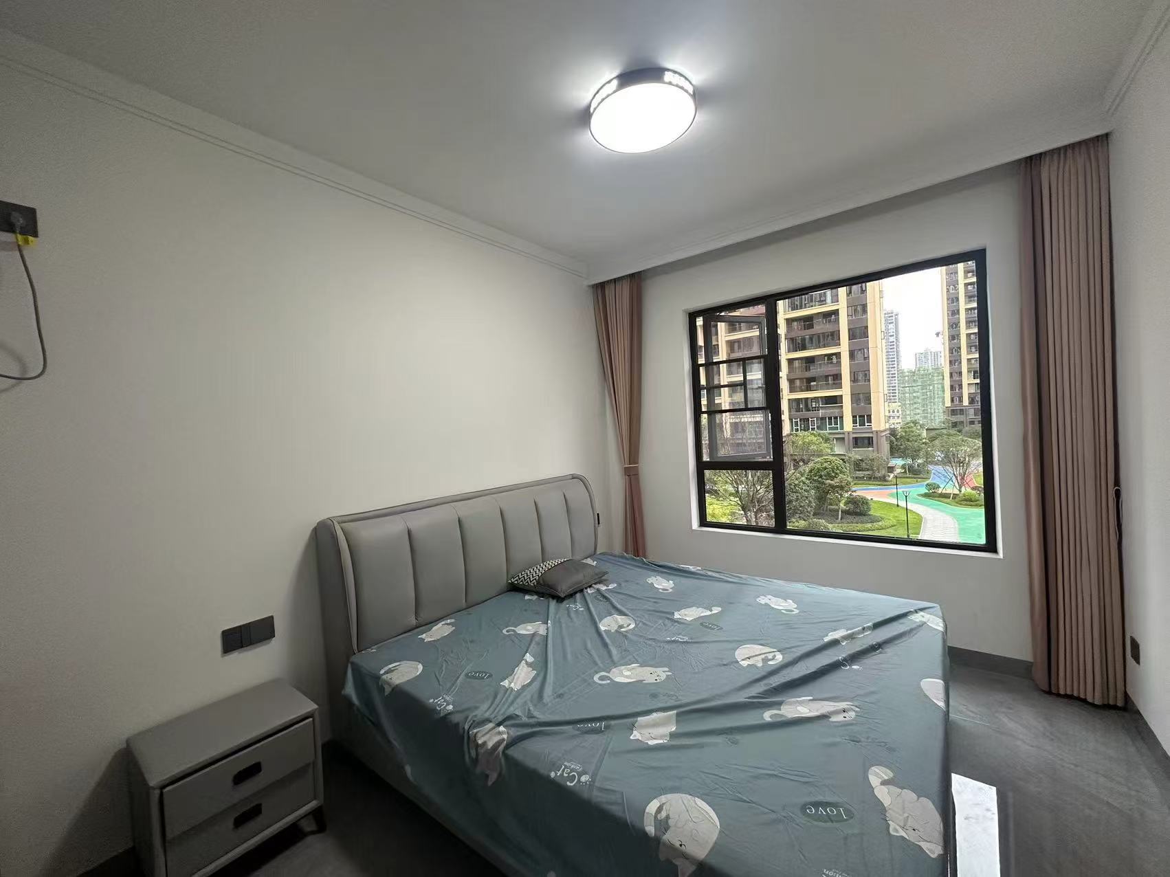 融冠蜜城  1室0厅0卫    4000.0元/月室内图