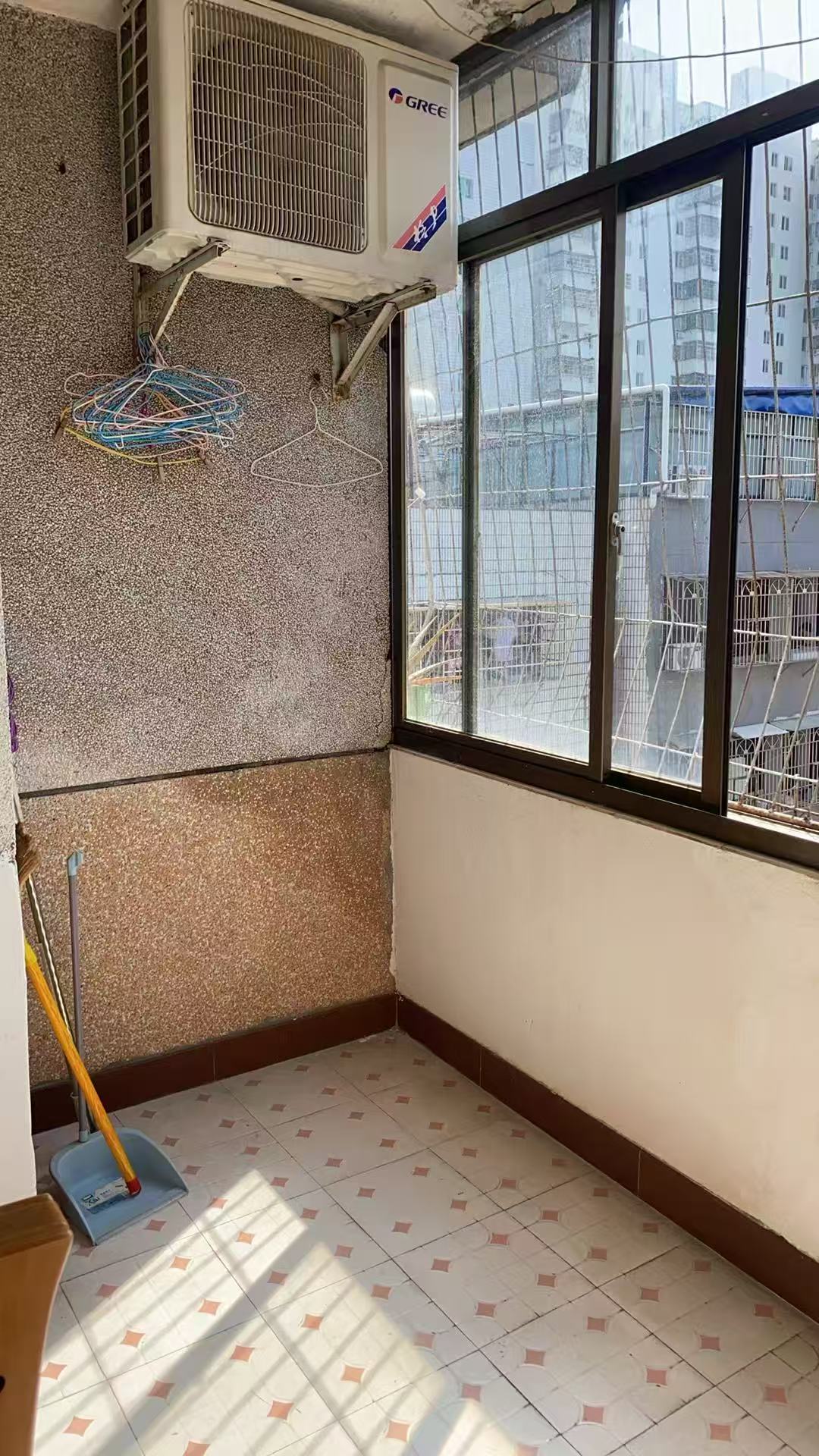 甸花新村  2室2厅1卫    1000.0元/月室内图