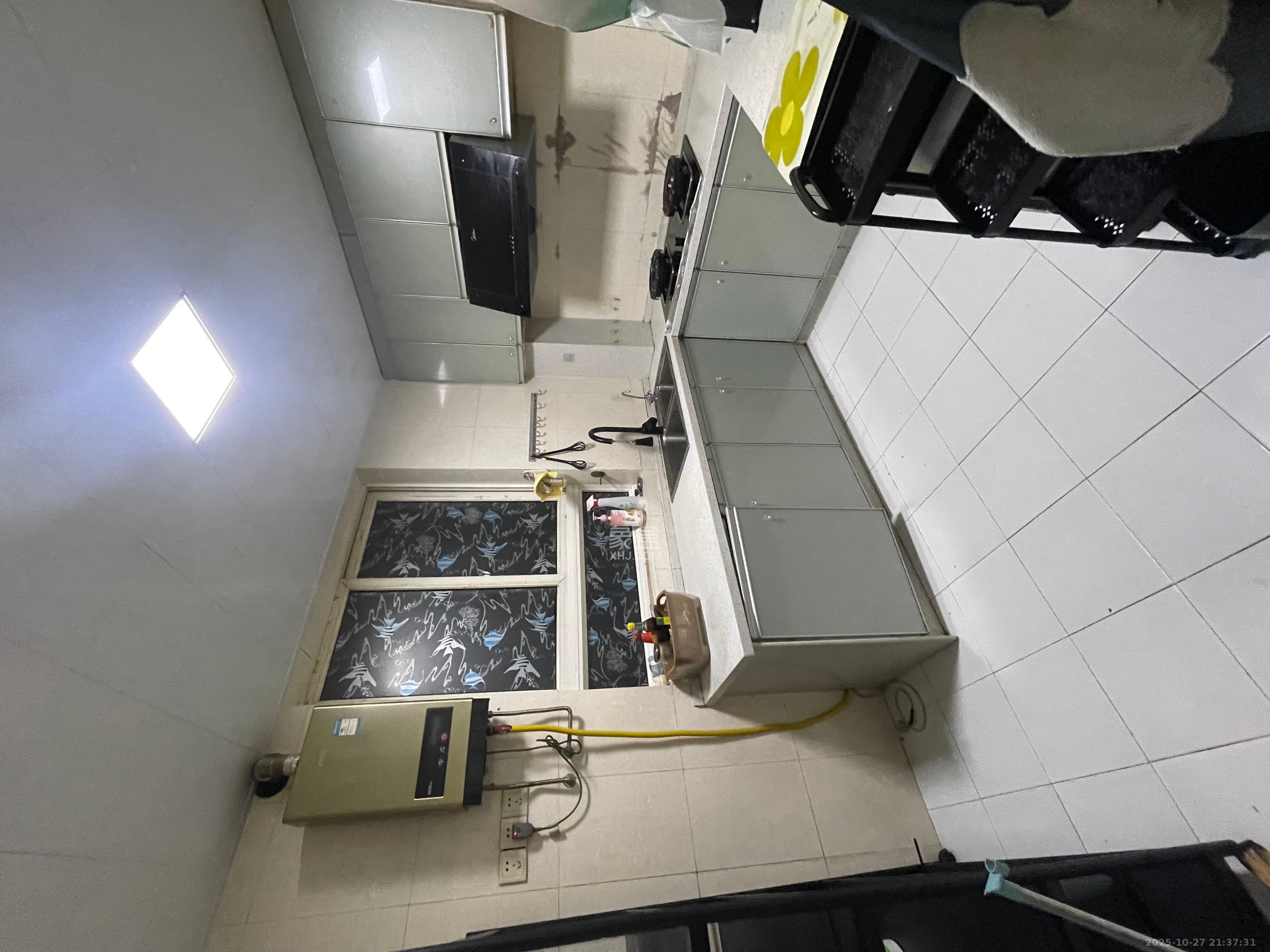 天翔新新家园  3室2厅1卫    1800.0元/月室内图