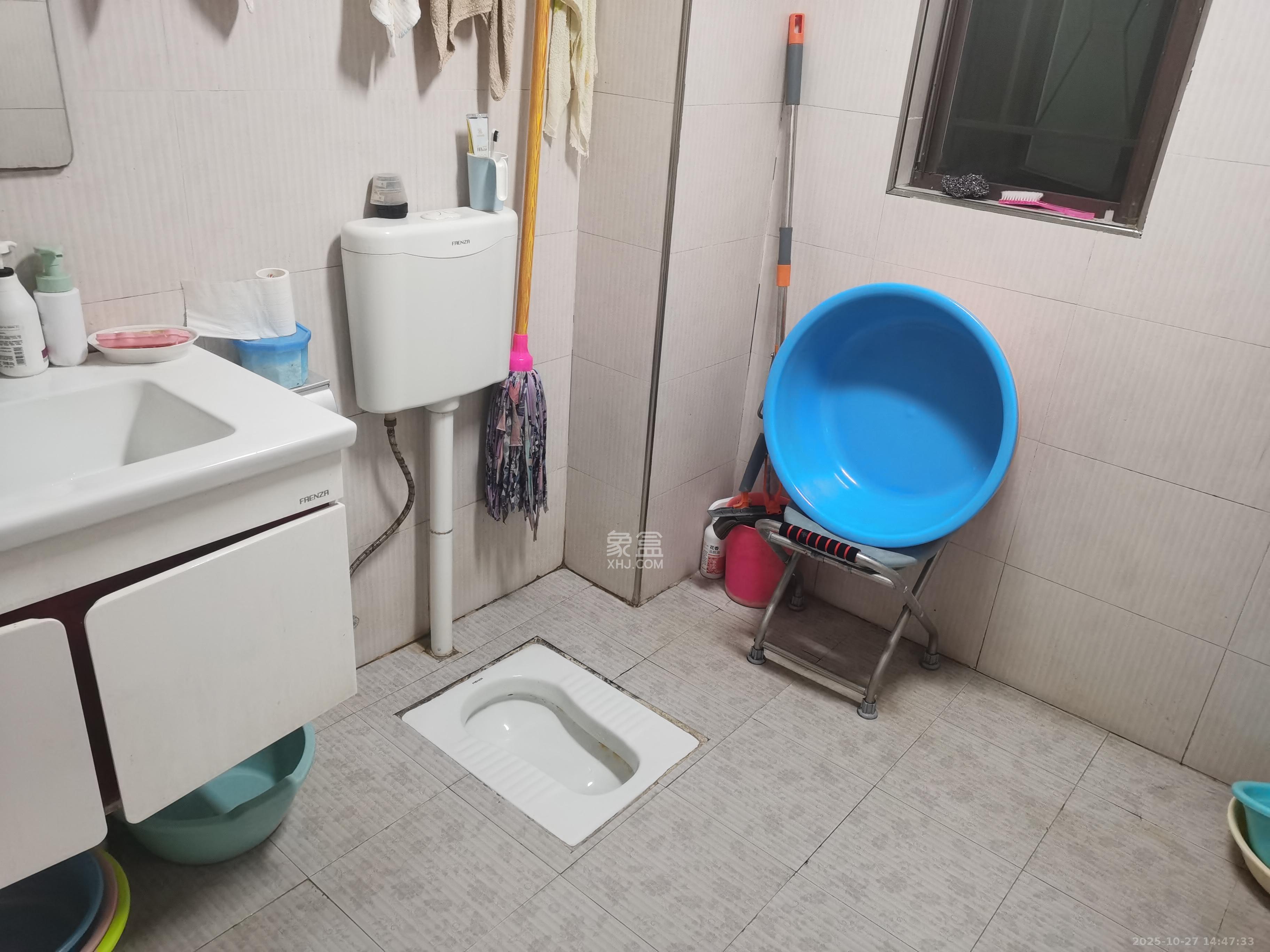 新城国际花都  2室2厅1卫    1500.0元/月 新城国际花都  2室2厅1卫    1500.0元/月室内图