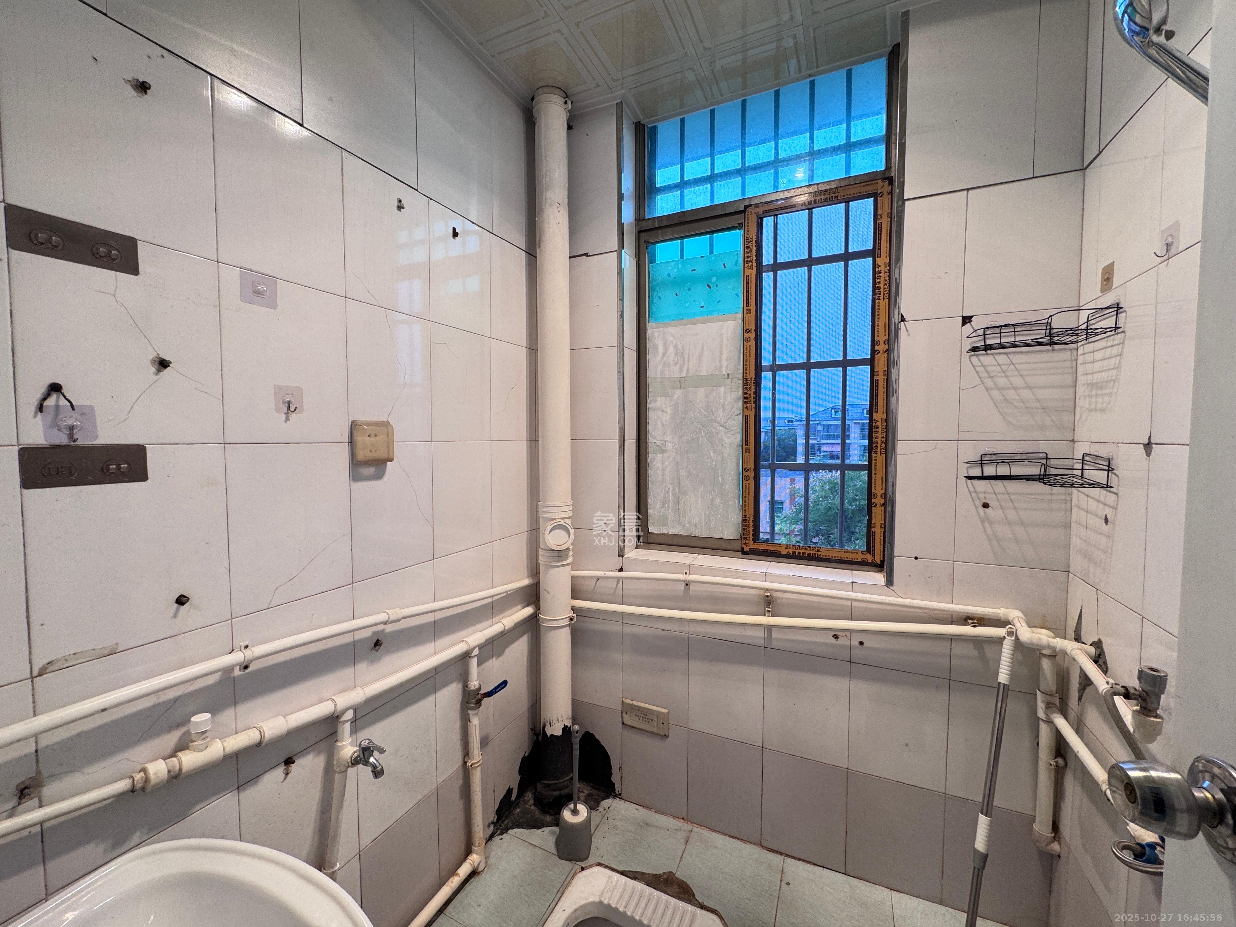 华美佳园(鄱阳佳园)  1室1厅0卫    1400.0元/月室内图