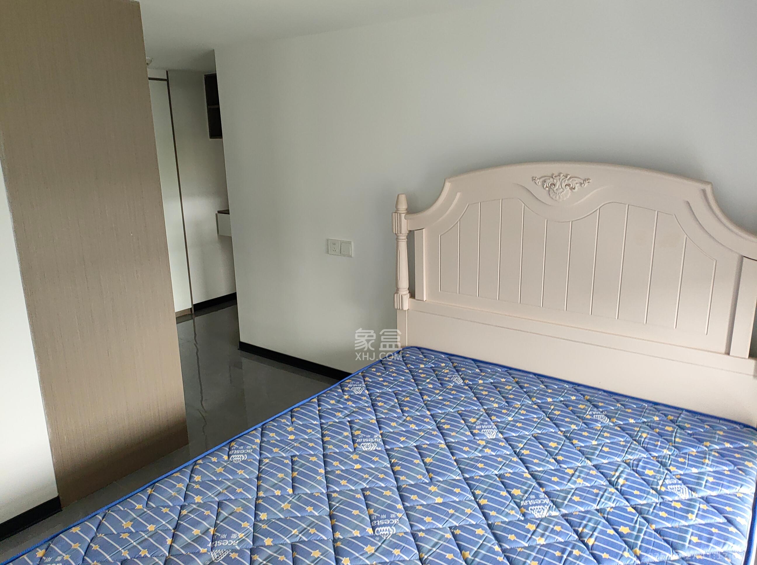 新城悦隽公园  2室1厅1卫    1880.0元/月室内图