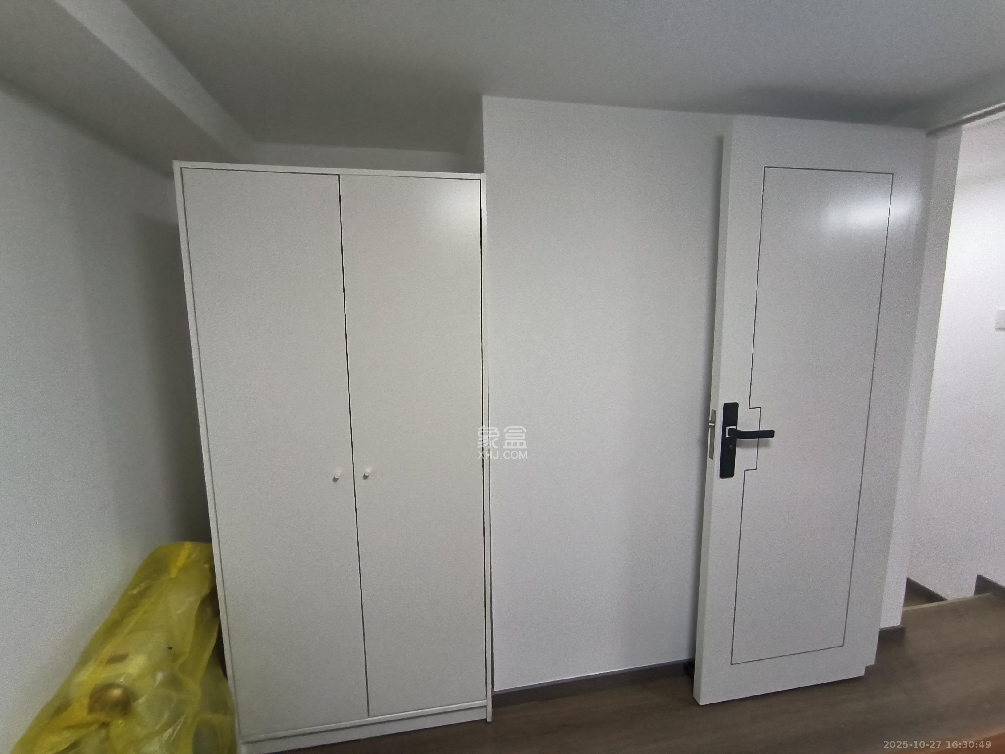 越秀悦湖台 2室1厅1卫 2400.0元/月 越秀悦湖台 2室1厅1卫 2400.0元/月室内图