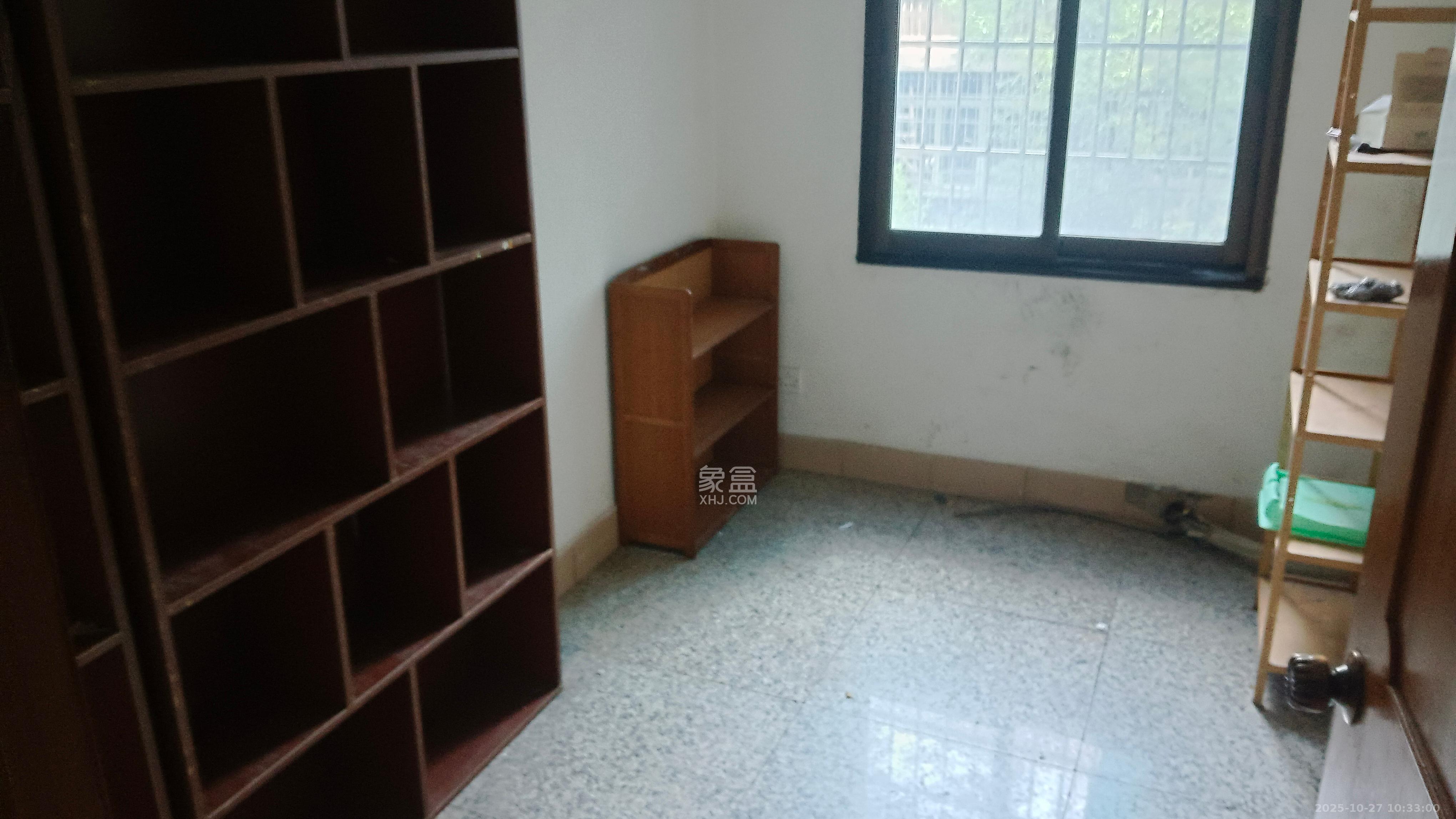 长钢宿舍小区  3室2厅1卫    1800.0元/月室内图
