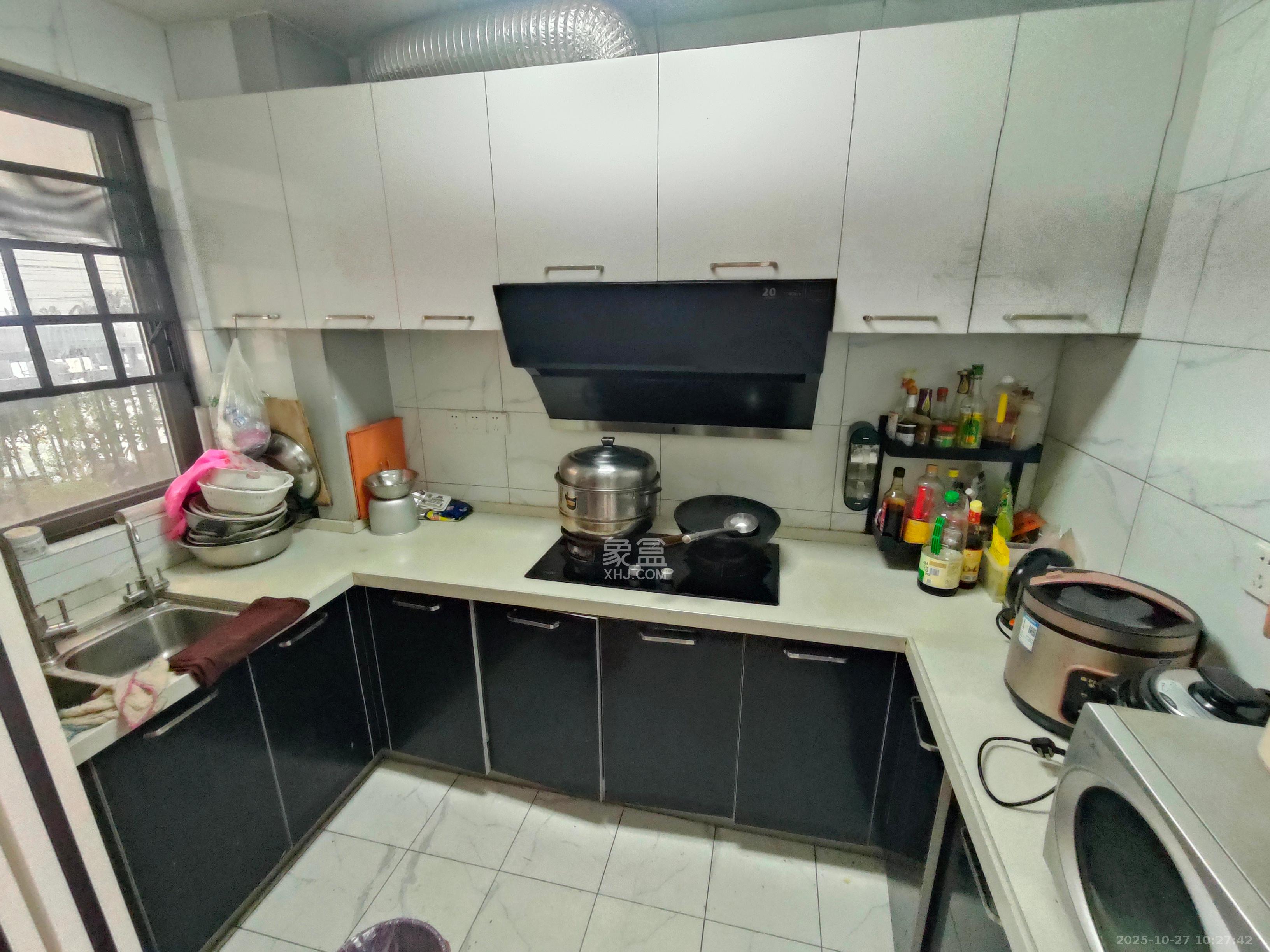 中梁星都荟  3室2厅2卫    2300.0元/月室内图