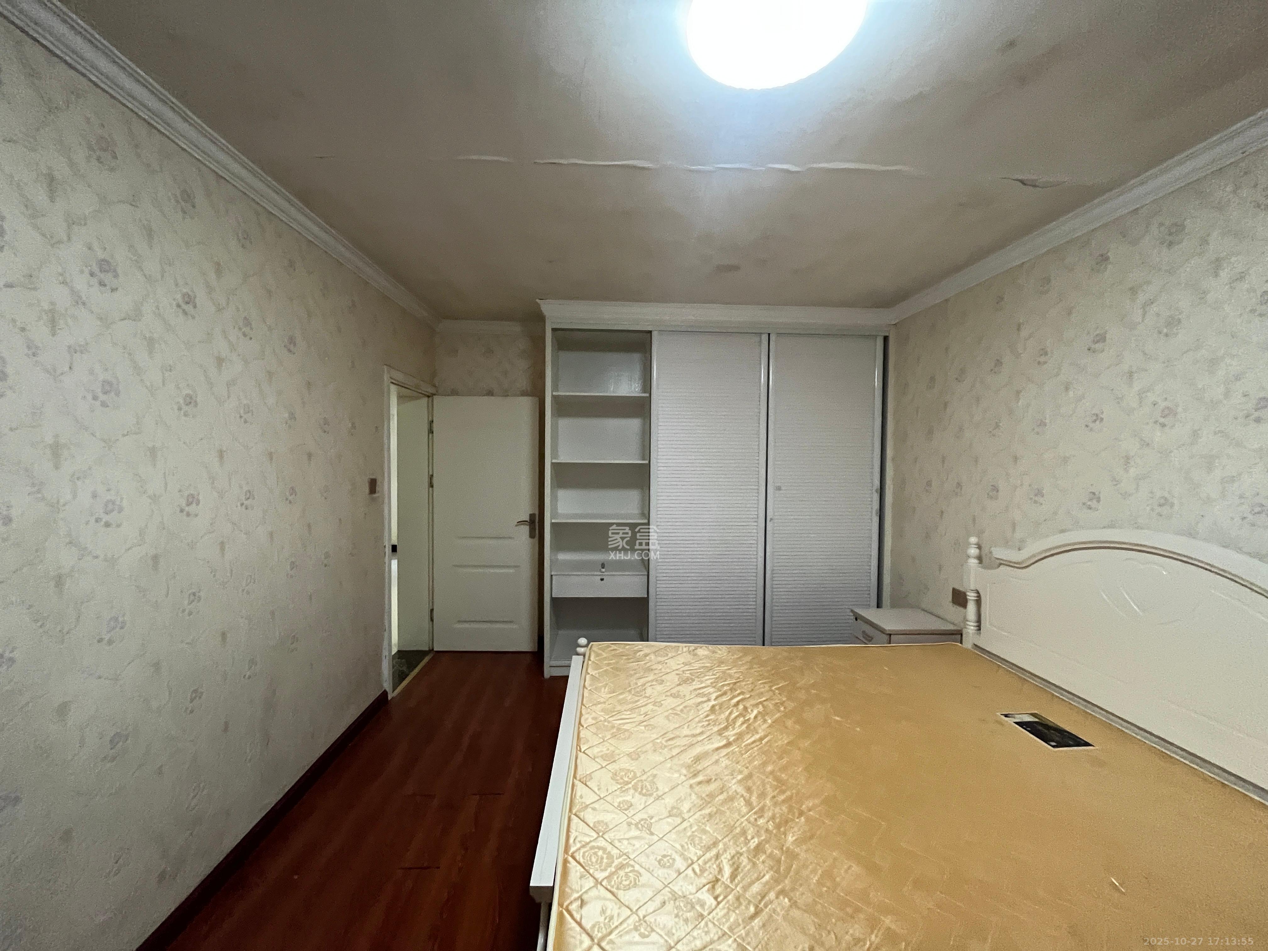 福乐凯公寓 2室2厅1卫 2500.0元/月 福乐凯公寓 2室2厅1卫 2500.0元/月室内图