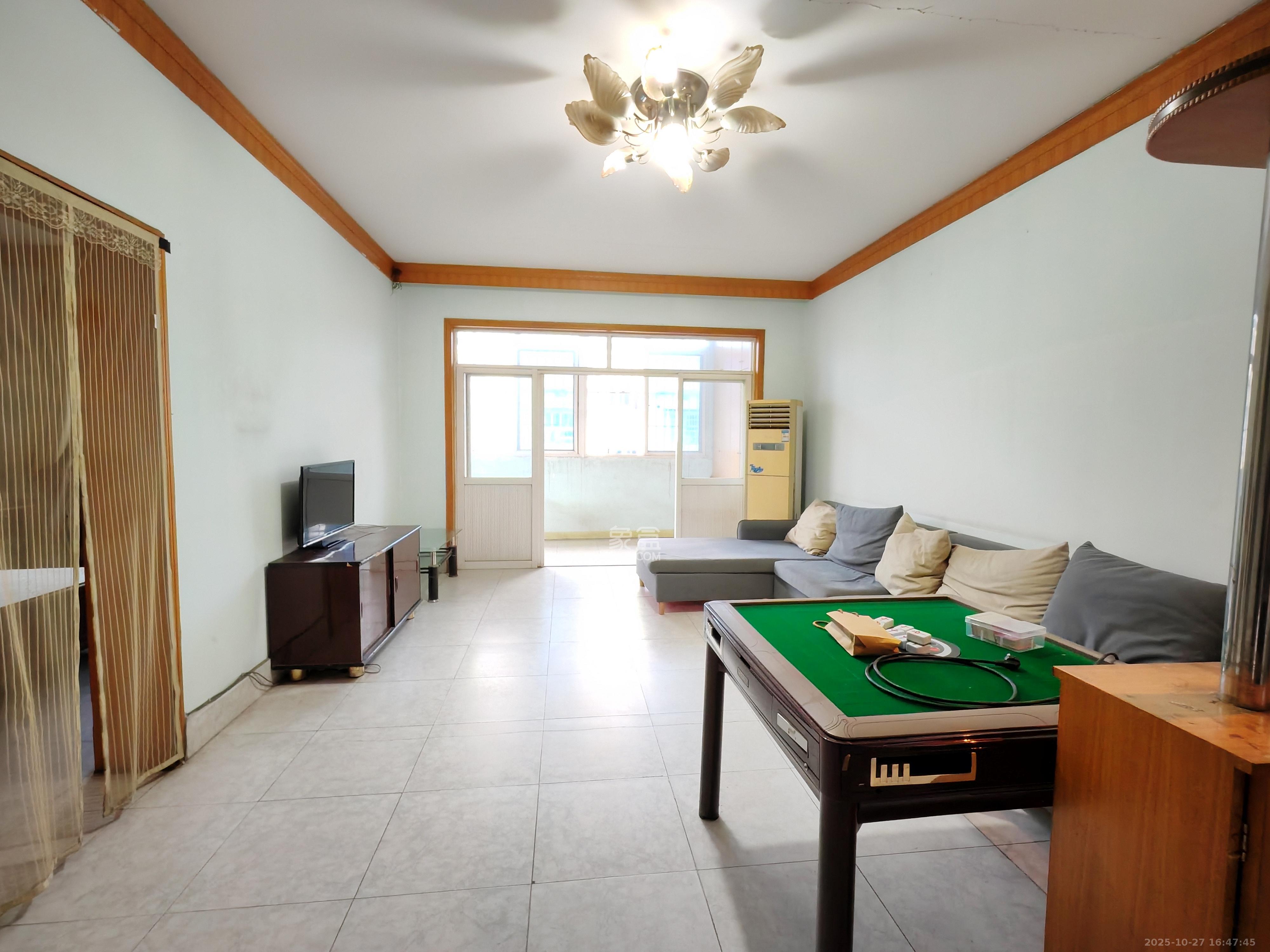 荷花园电信宿舍（天辰荷花苑）  2室2厅1卫    1600.0元/月