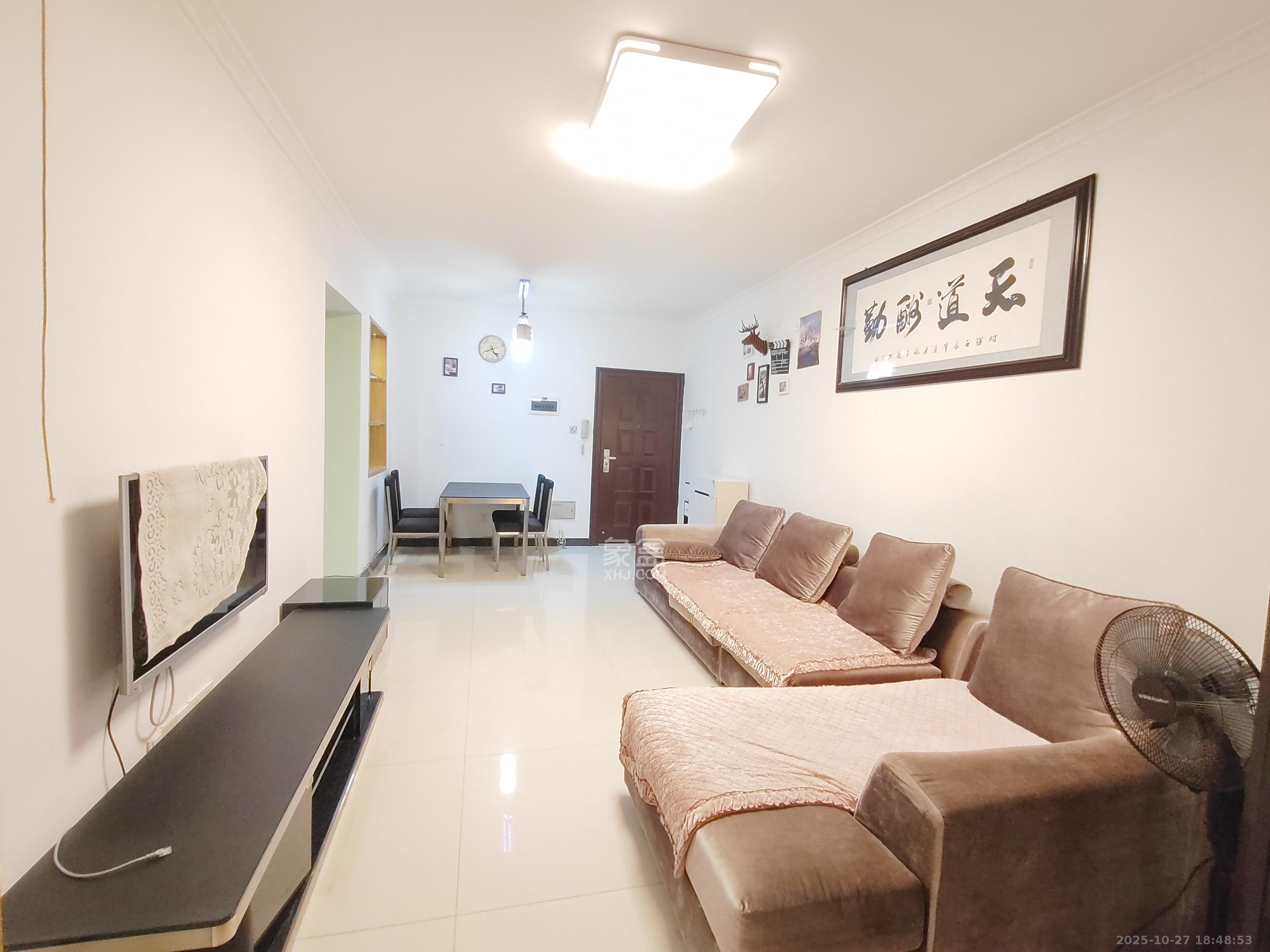 望兴嘉年华(望兴新苑)  2室2厅1卫    2300.0元/月 望兴嘉年华(望兴新苑)  2室2厅1卫    2300.0元/月室内图