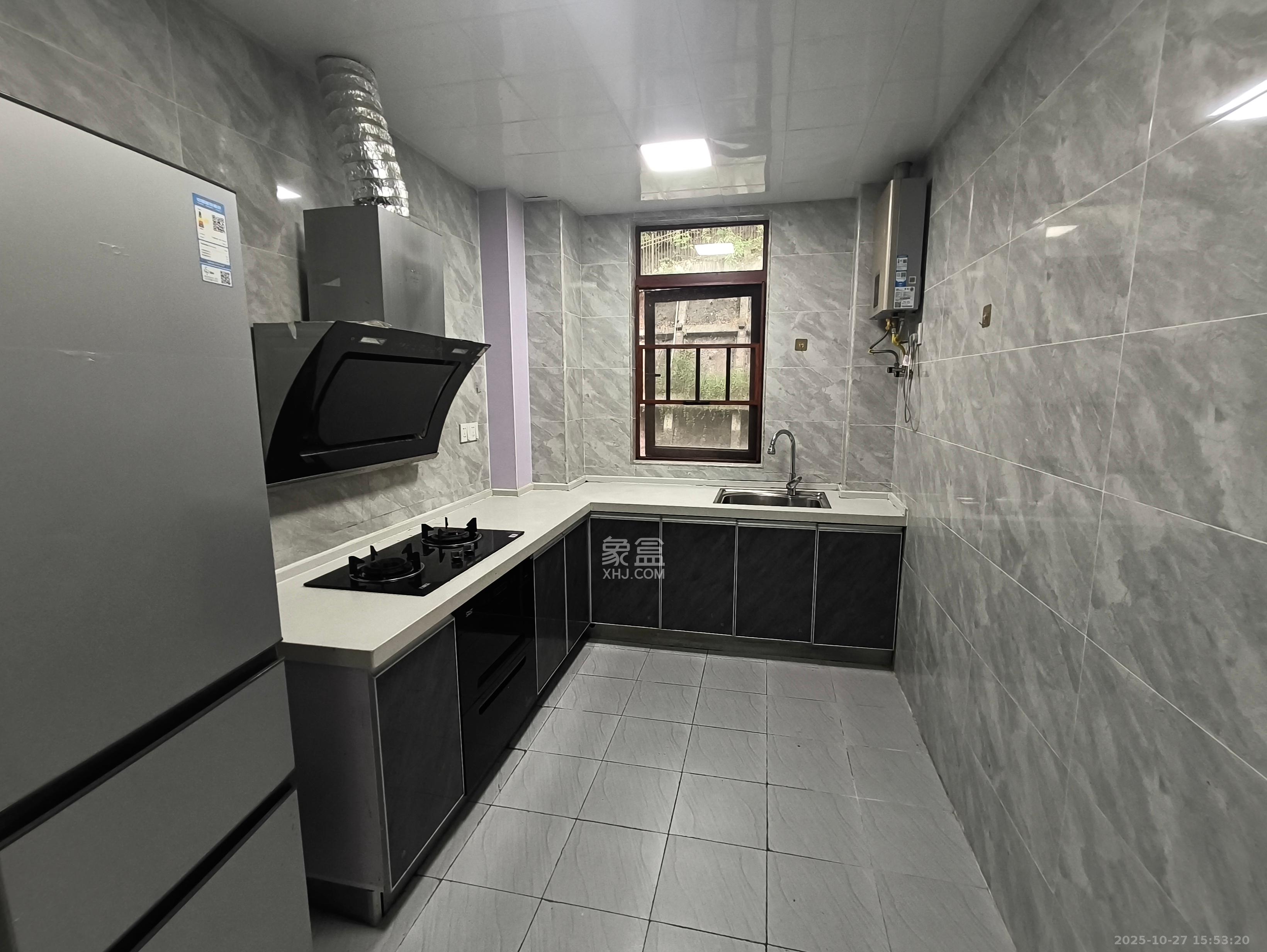 顺天御岭  4室2厅2卫    2100.0元/月 顺天御岭  4室2厅2卫    2100.0元/月室内图