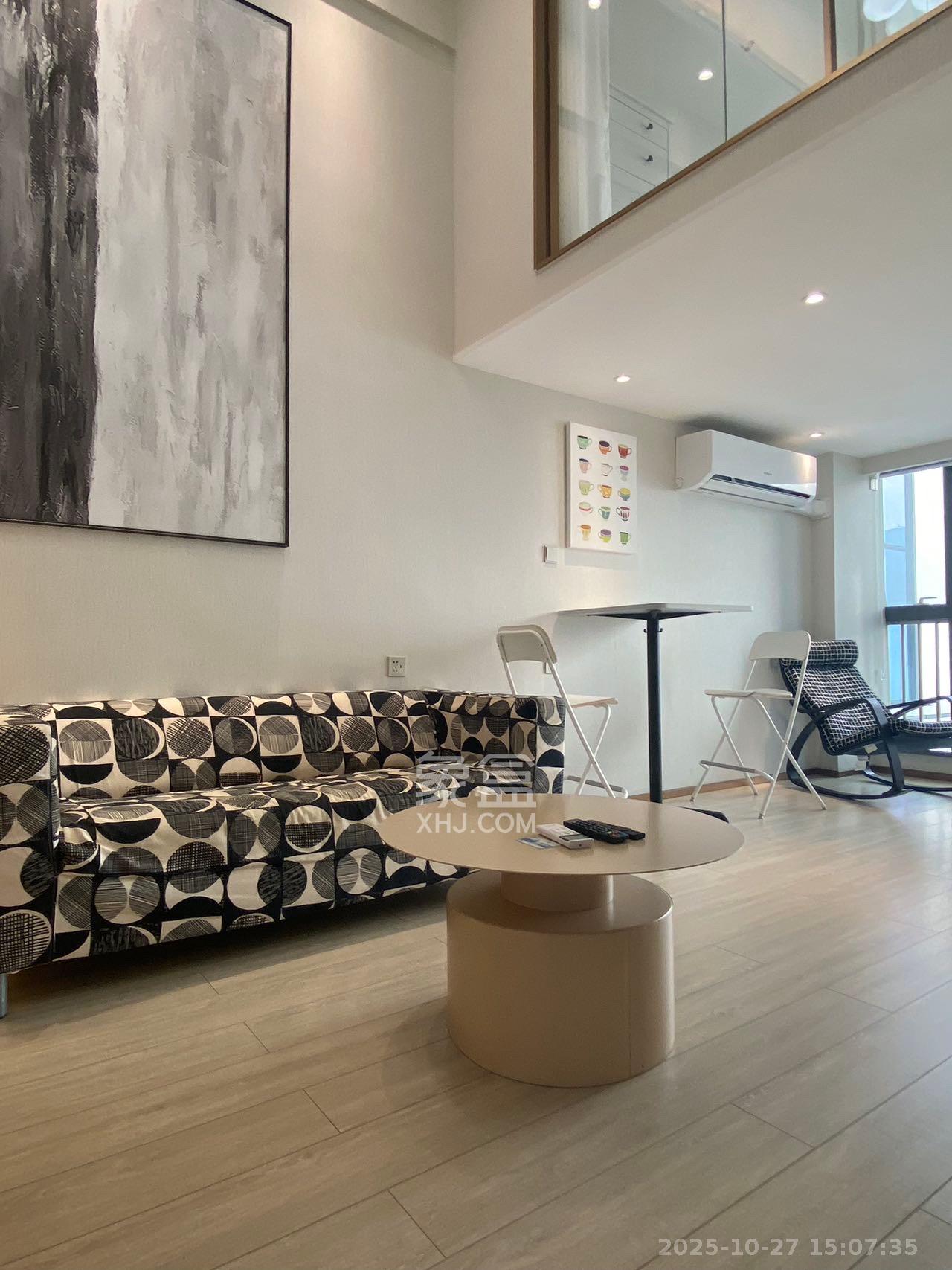 华远华时代 2室2厅1卫 3500.0元/月 华远华时代 2室2厅1卫 3500.0元/月室内图