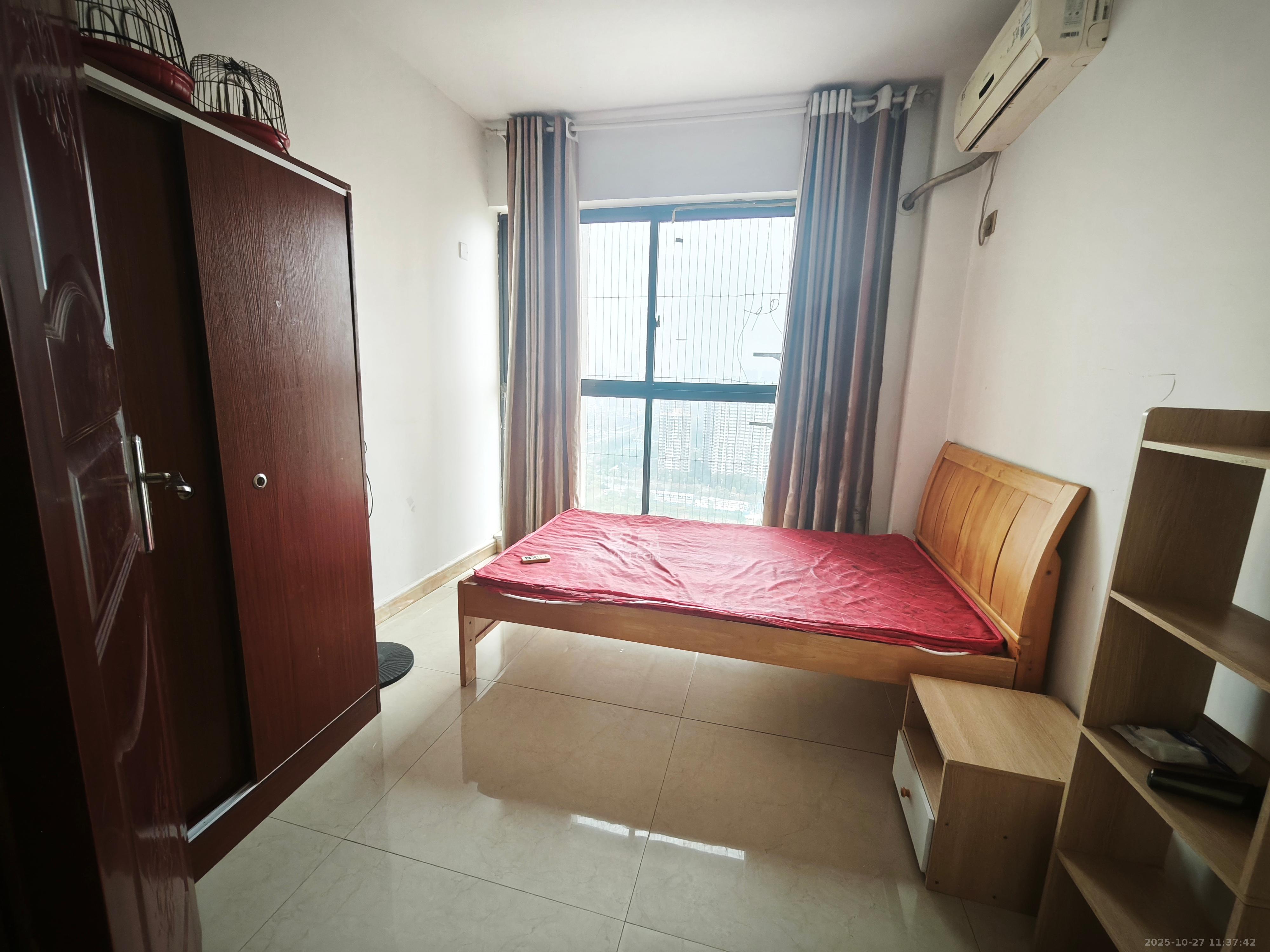 绿地之窗 3室2厅2卫 2000.0元/月 绿地之窗 3室2厅2卫 2000.0元/月室内图