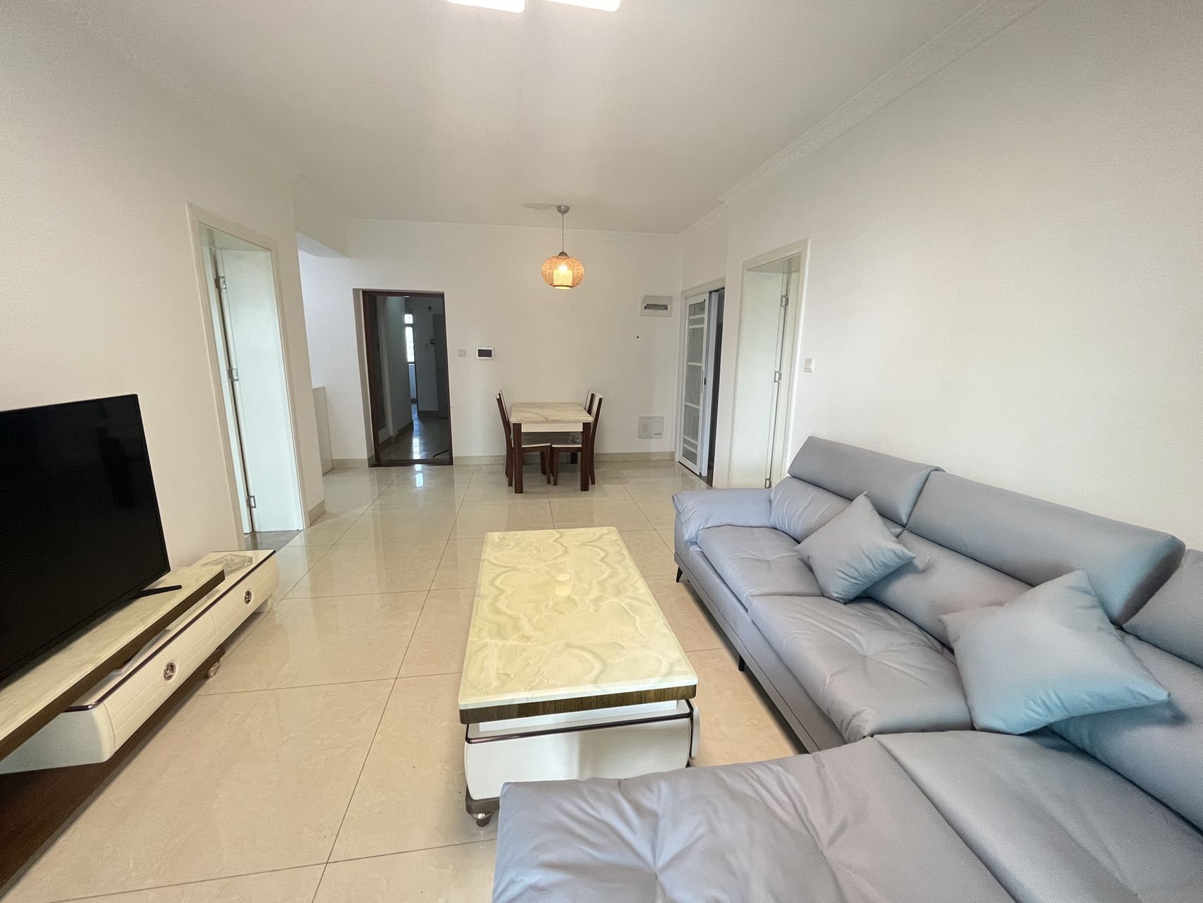 国兴城(C区) 2室2厅1卫 3400.0元/月 国兴城(C区) 2室2厅1卫 3400.0元/月室内图