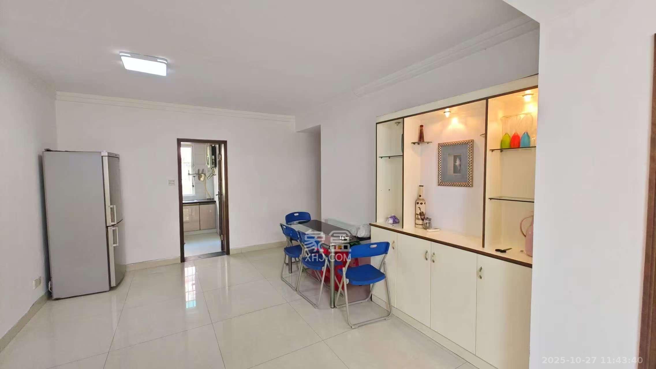 德馨园  3室2厅1卫    1600.0元/月 德馨园  3室2厅1卫    1600.0元/月室内图