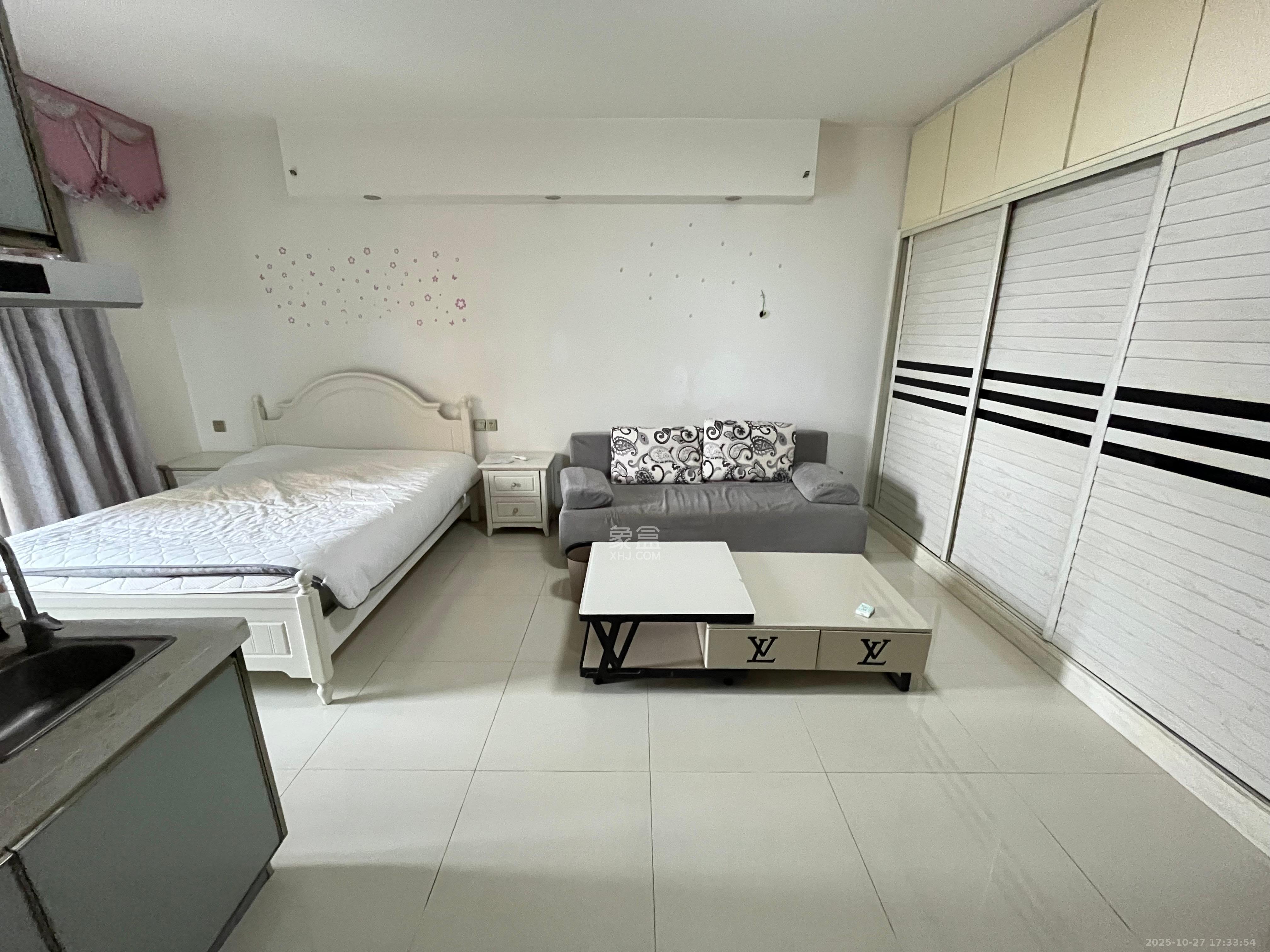 君悦紫园  1室1厅1卫    1700.0元/月室内图