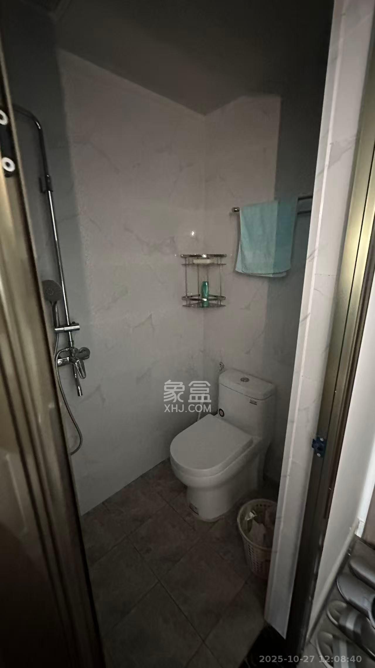 金科天悦(金科美邻汇)  1室1厅1卫    1300.0元/月 金科天悦(金科美邻汇)  1室1厅1卫    1300.0元/月室内图