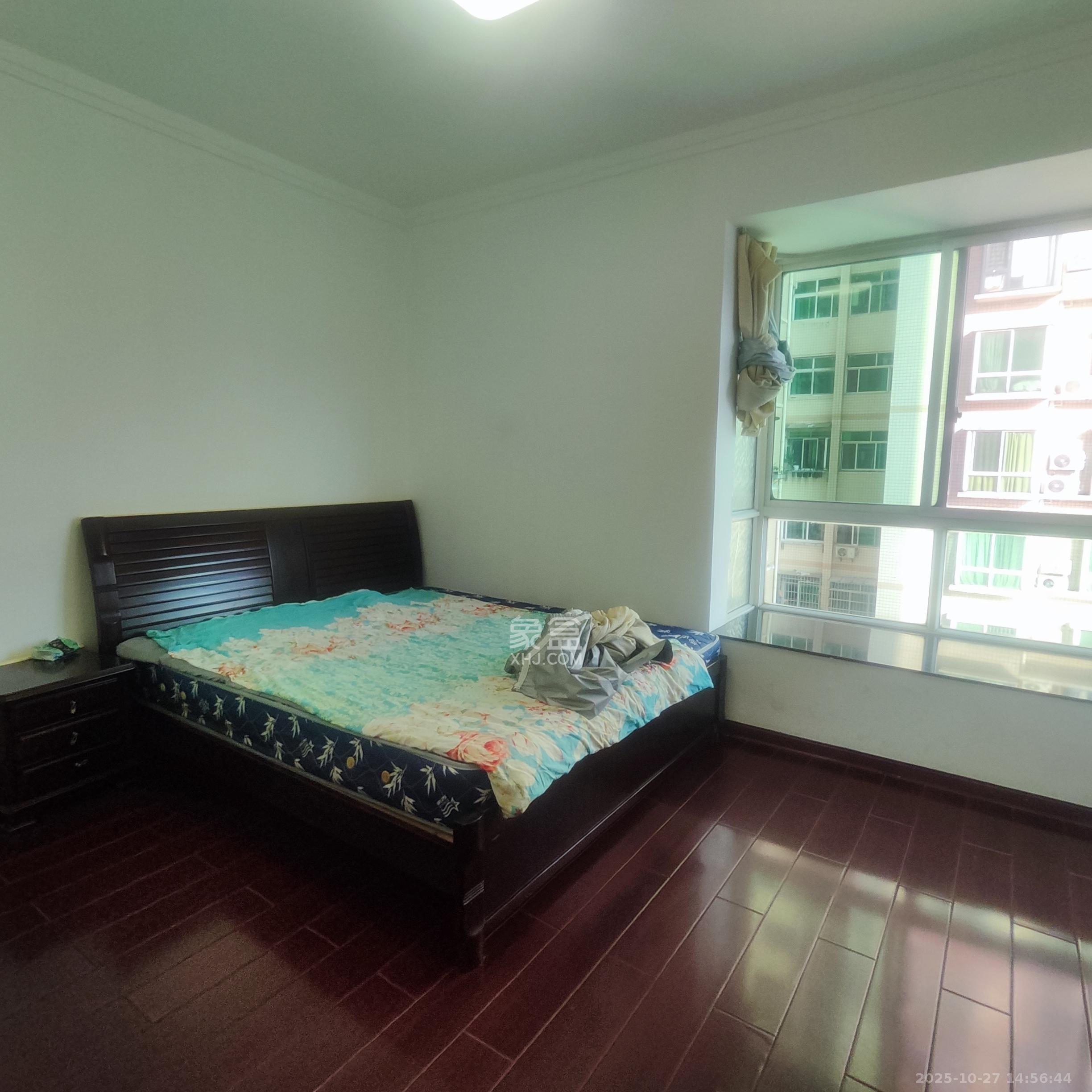 名都花园  2室2厅1卫    2100.0元/月 名都花园  2室2厅1卫    2100.0元/月室内图