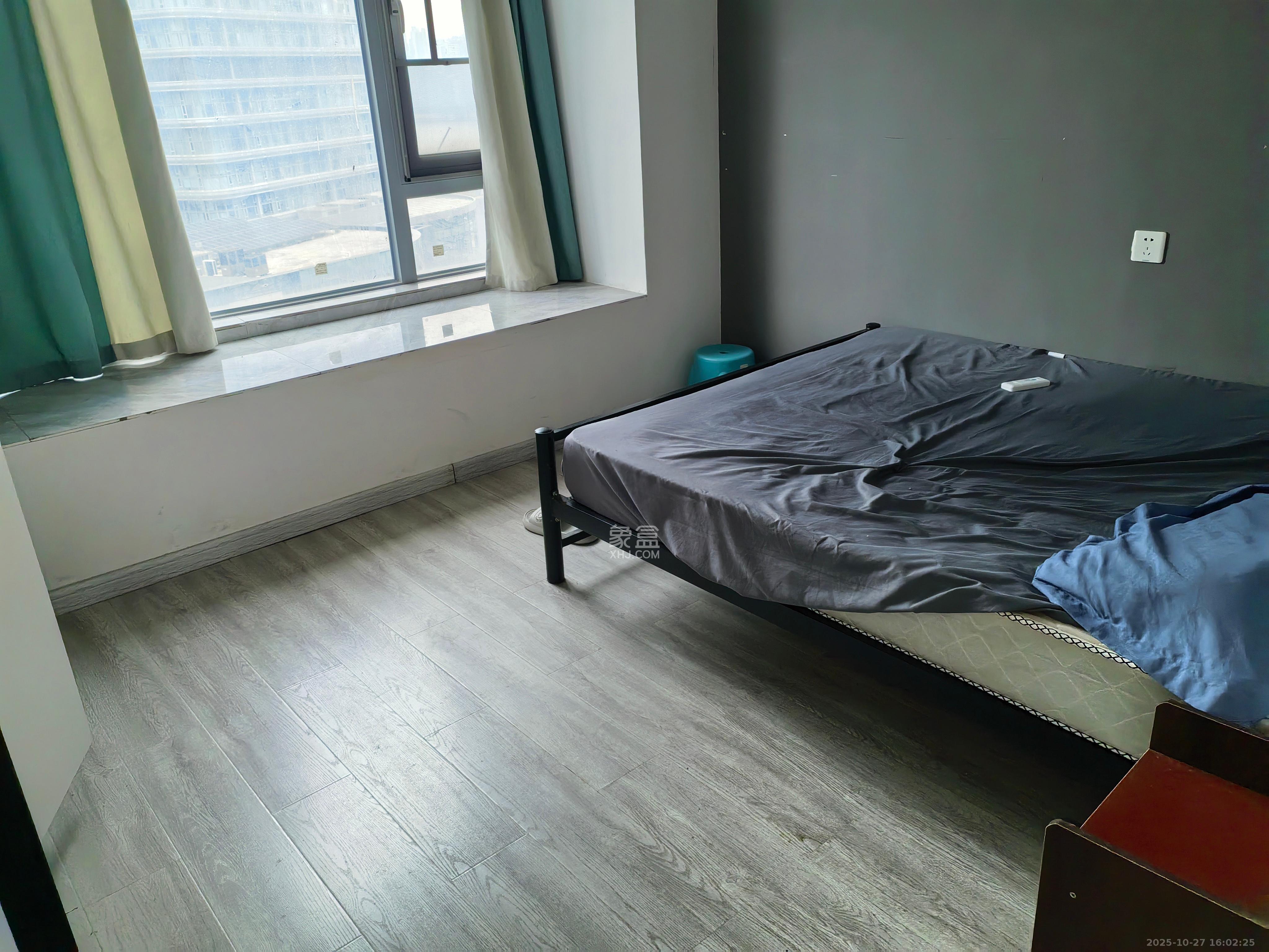 保利天禧D区  4室2厅2卫    3680.0元/月室内图