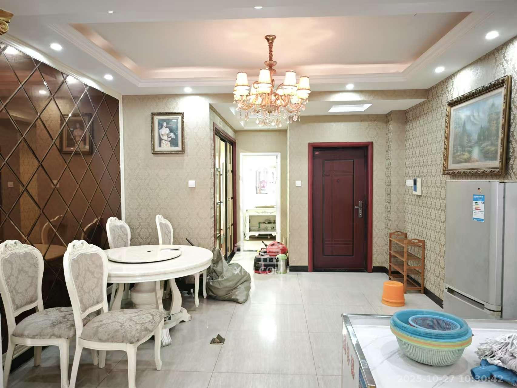 上河国际C区  3室2厅2卫    3000.0元/月 上河国际C区  3室2厅2卫    3000.0元/月室内图