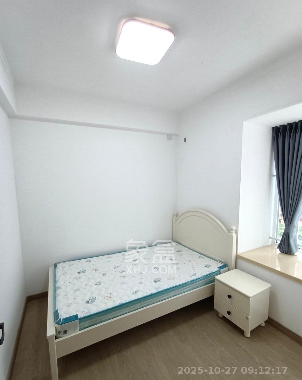 金地铂悦  3室2厅1卫    2300.0元/月 金地铂悦  3室2厅1卫    2300.0元/月室内图