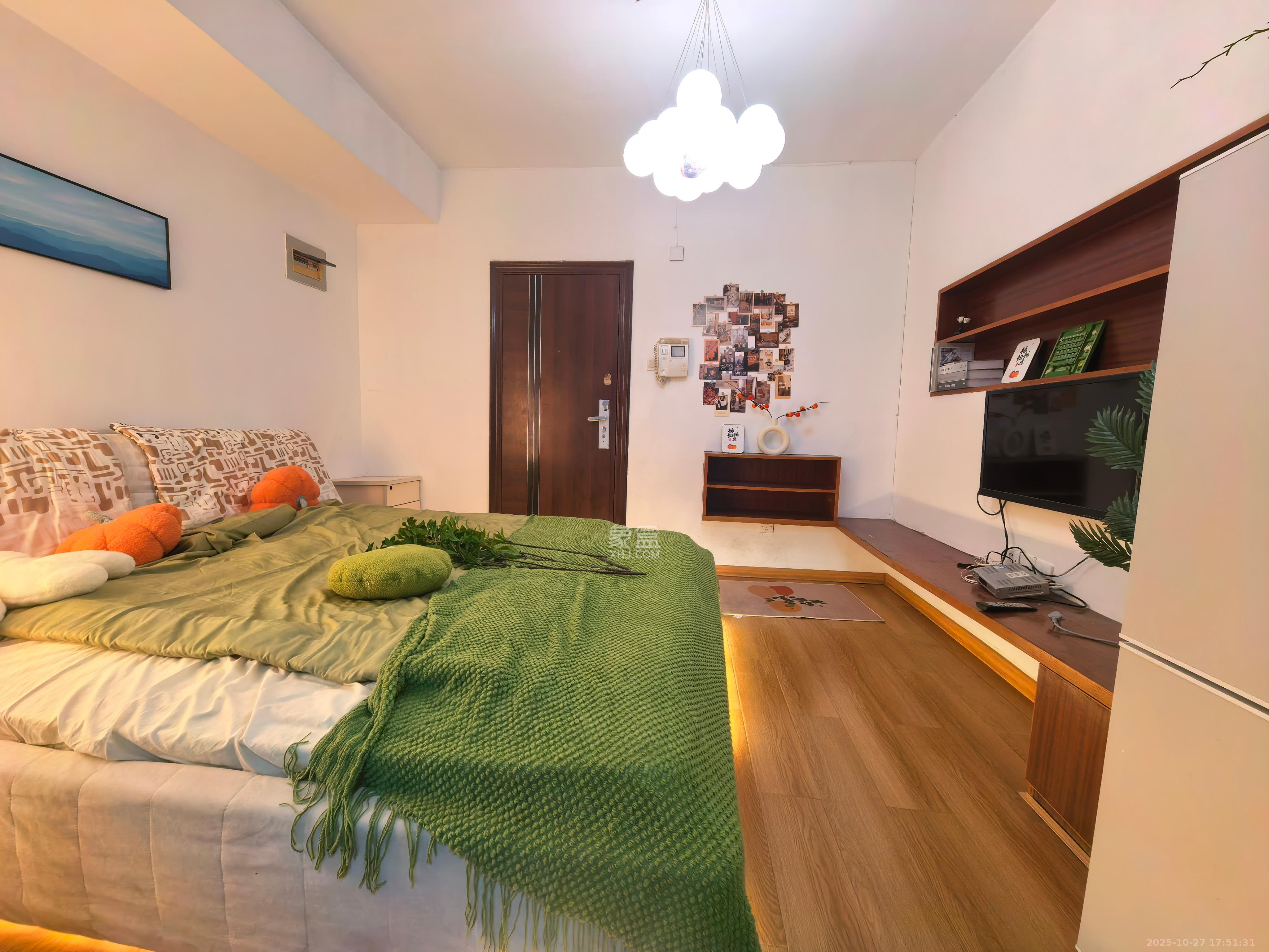 东一国际  1室1厅1卫    1500.0元/月室内图