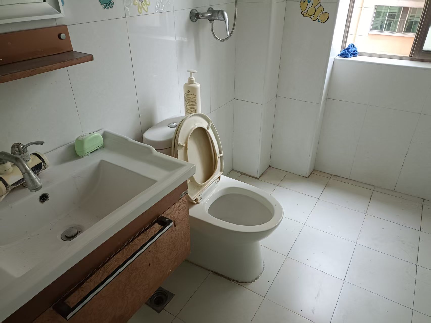 梓怡华盛家园  3室2厅2卫    1800.0元/月 梓怡华盛家园  3室2厅2卫    1800.0元/月室内图