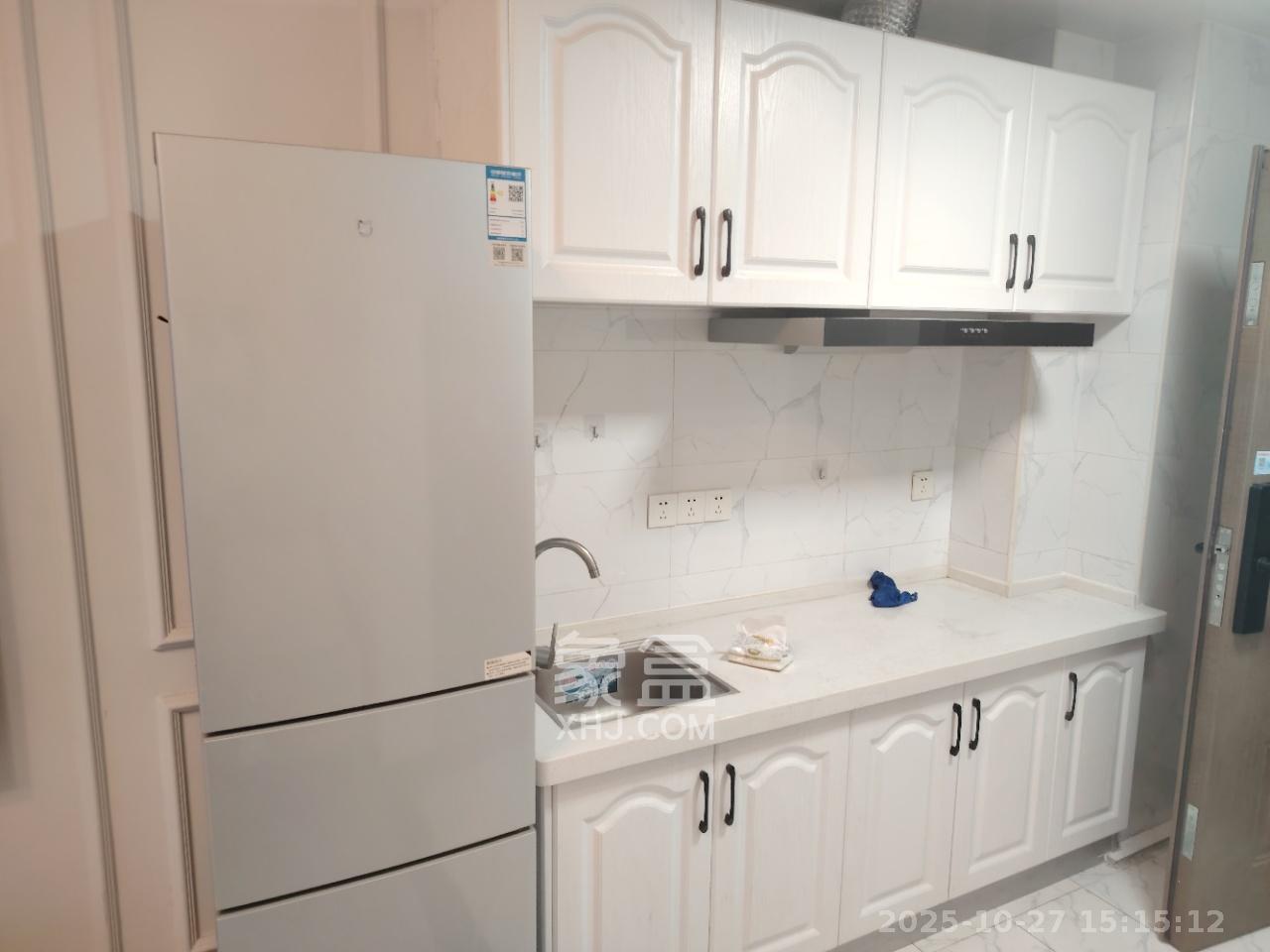 奥克斯滨仕花园（奥克斯洋湖广场/奥克斯中心）  1室0厅0卫    1600.0元/月室内图