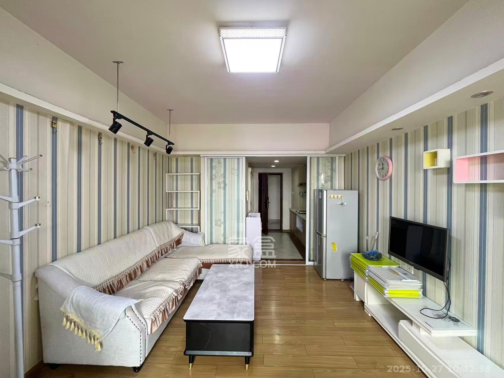 米兰春天  1室1厅1卫    1350.0元/月室内图