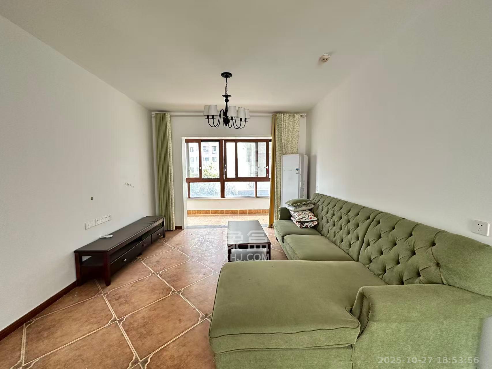 胜家雅苑  4室2厅2卫    4500.0元/月 胜家雅苑  4室2厅2卫    4500.0元/月