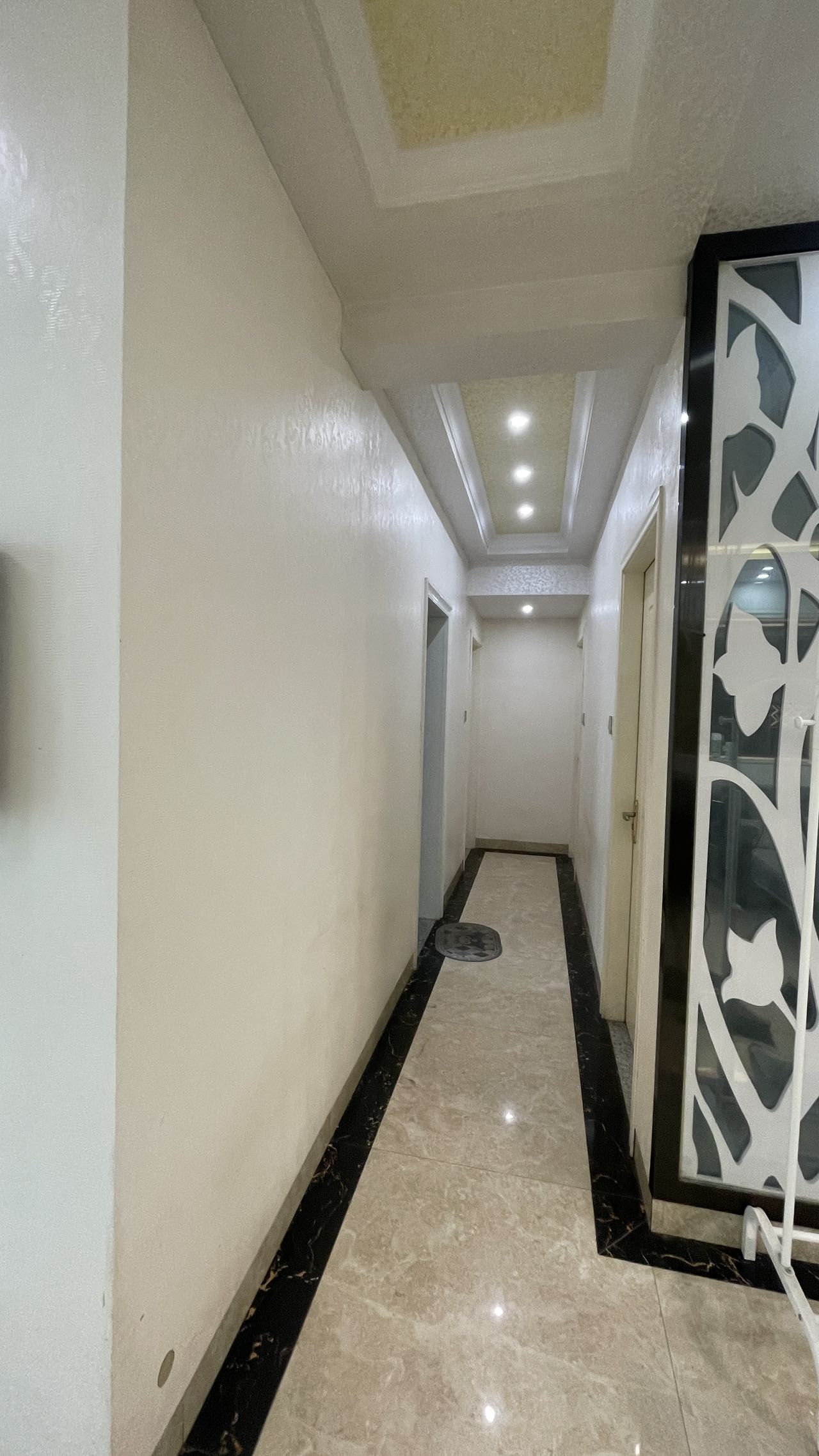 鹏利广场  3室2厅2卫    2100.0元/月户型图