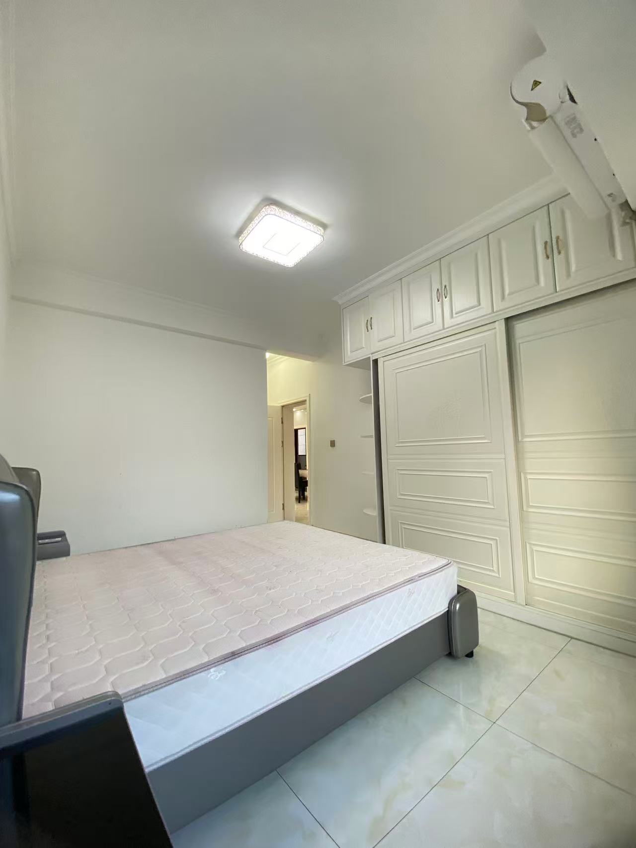 铂金汉宫  3室2厅1卫    61.8万小区图