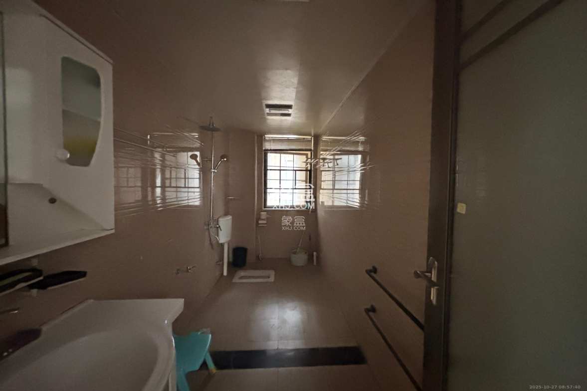 宏聚地中海  2室2厅1卫    2000.0元/月 宏聚地中海  2室2厅1卫    2000.0元/月室内图