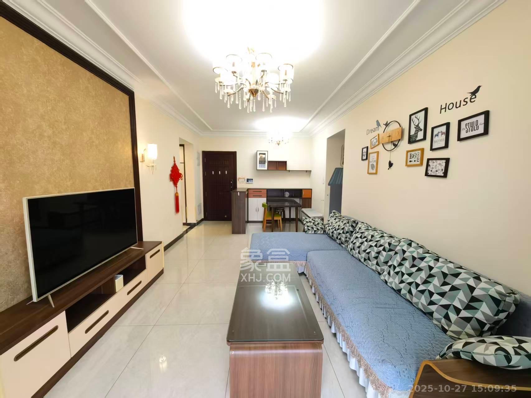 恒大翡翠华庭  3室2厅1卫    2500.0元/月室内图