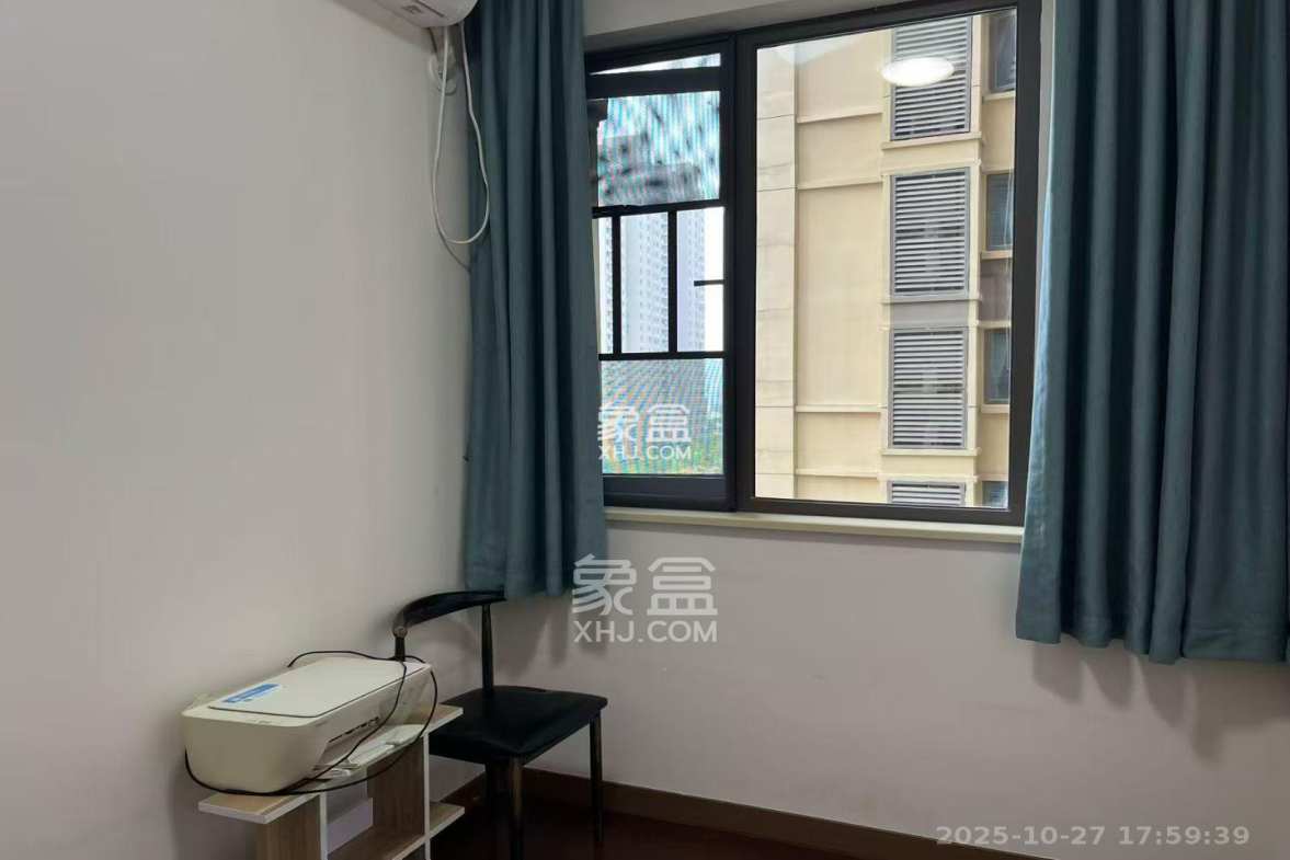 鑫苑芙蓉鑫家  3室2厅1卫    2400.0元/月 鑫苑芙蓉鑫家  3室2厅1卫    2400.0元/月室内图