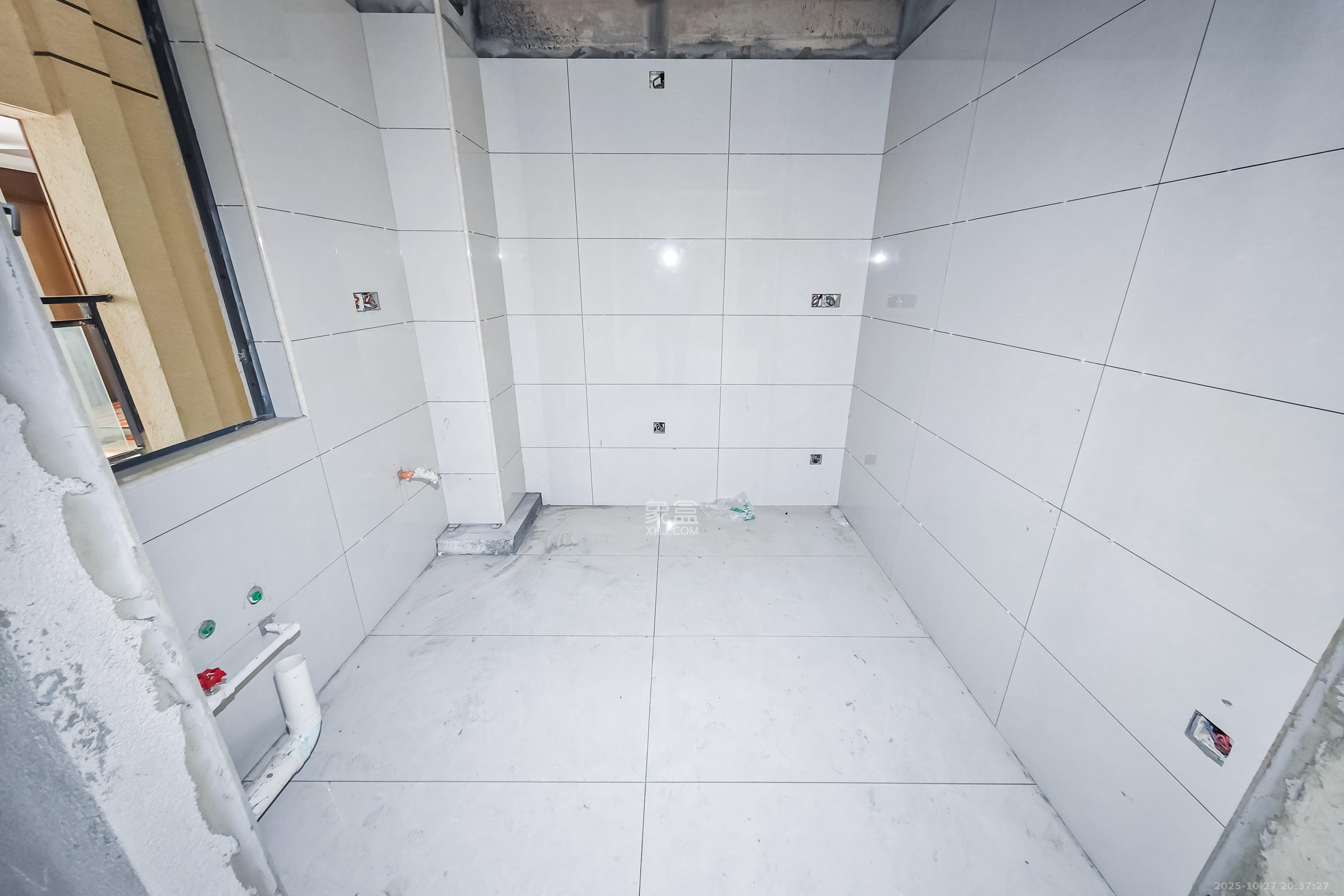 佳兆业城市广场  4室2厅2卫    125.0万其他