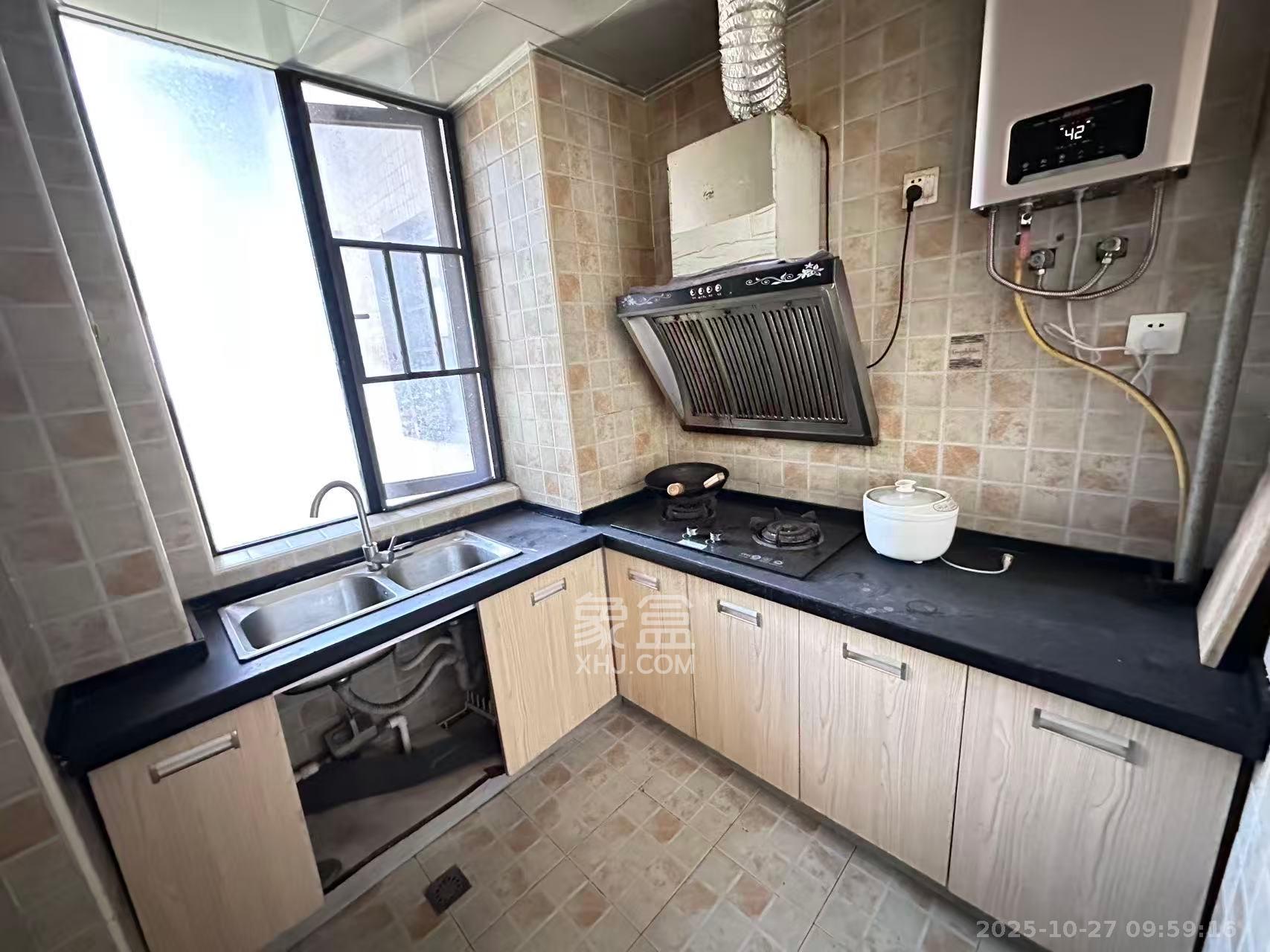 永祺西京  2室2厅1卫    2000.0元/月 永祺西京  2室2厅1卫    2000.0元/月室内图