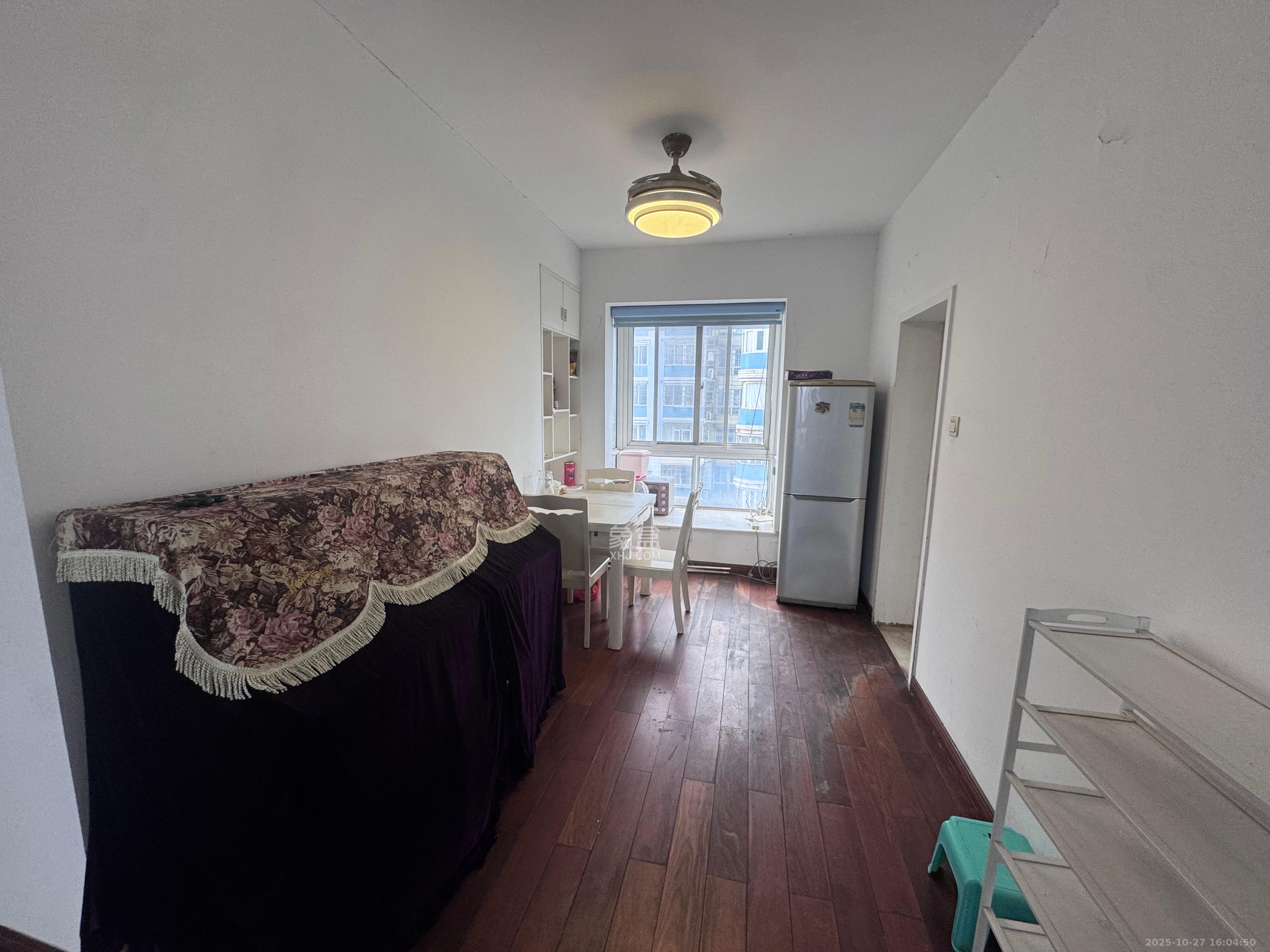 滨湖嘉园(湖滨小区)  2室2厅2卫    2200.0元/月 滨湖嘉园(湖滨小区)  2室2厅2卫    2200.0元/月室内图