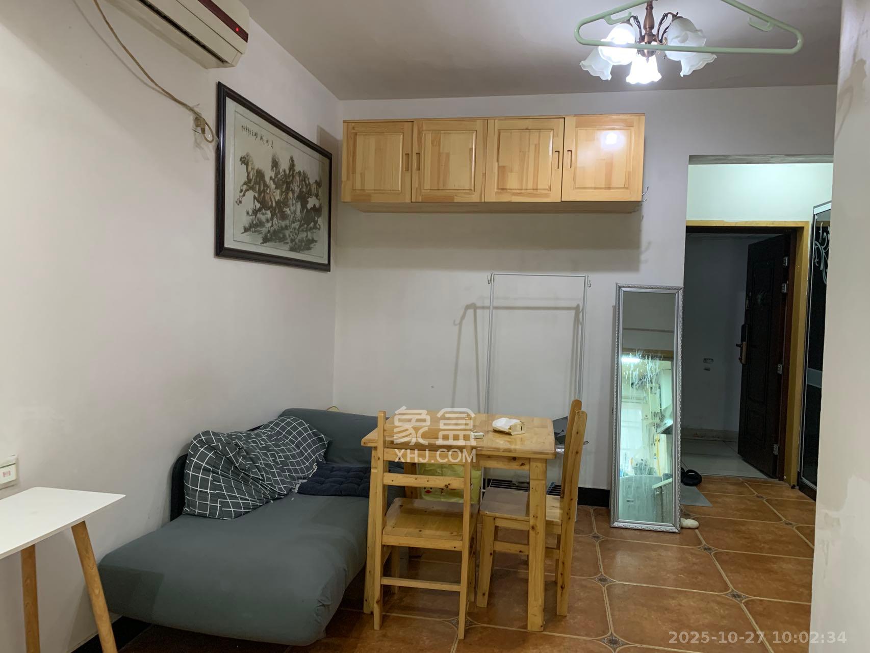 谋房博客(博客天街)  1室1厅1卫    1600.0元/月室内图