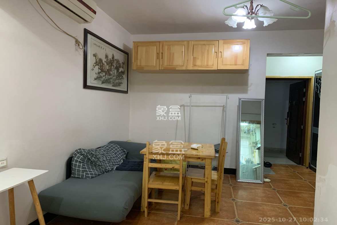 谋房博客(博客天街)  1室1厅1卫    1600.0元/月 谋房博客(博客天街)  1室1厅1卫    1600.0元/月室内图