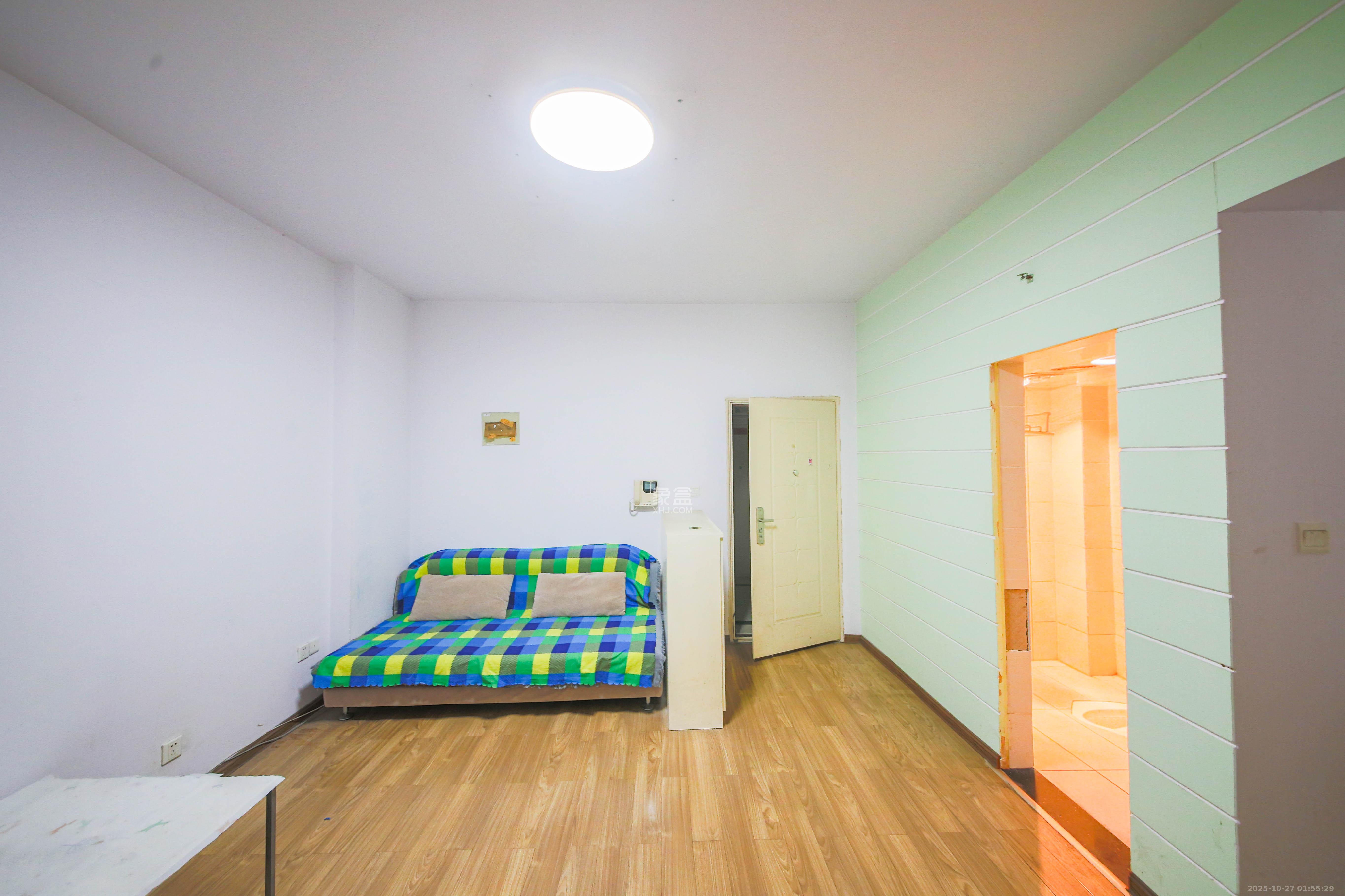 满庭芳小区  1室1厅1卫    50.0万