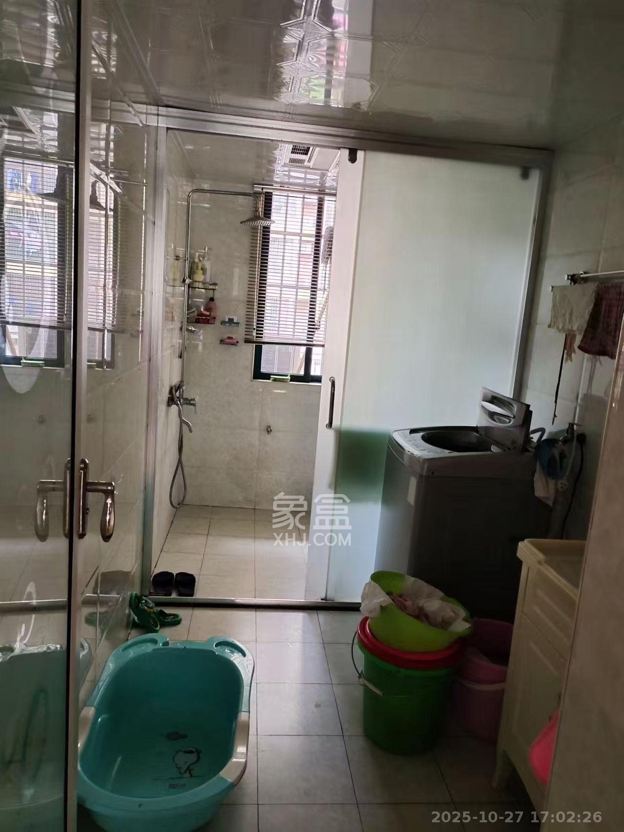 金霞山一号  3室2厅2卫    50.0万 金霞山一号  3室2厅2卫    50.0万室内图