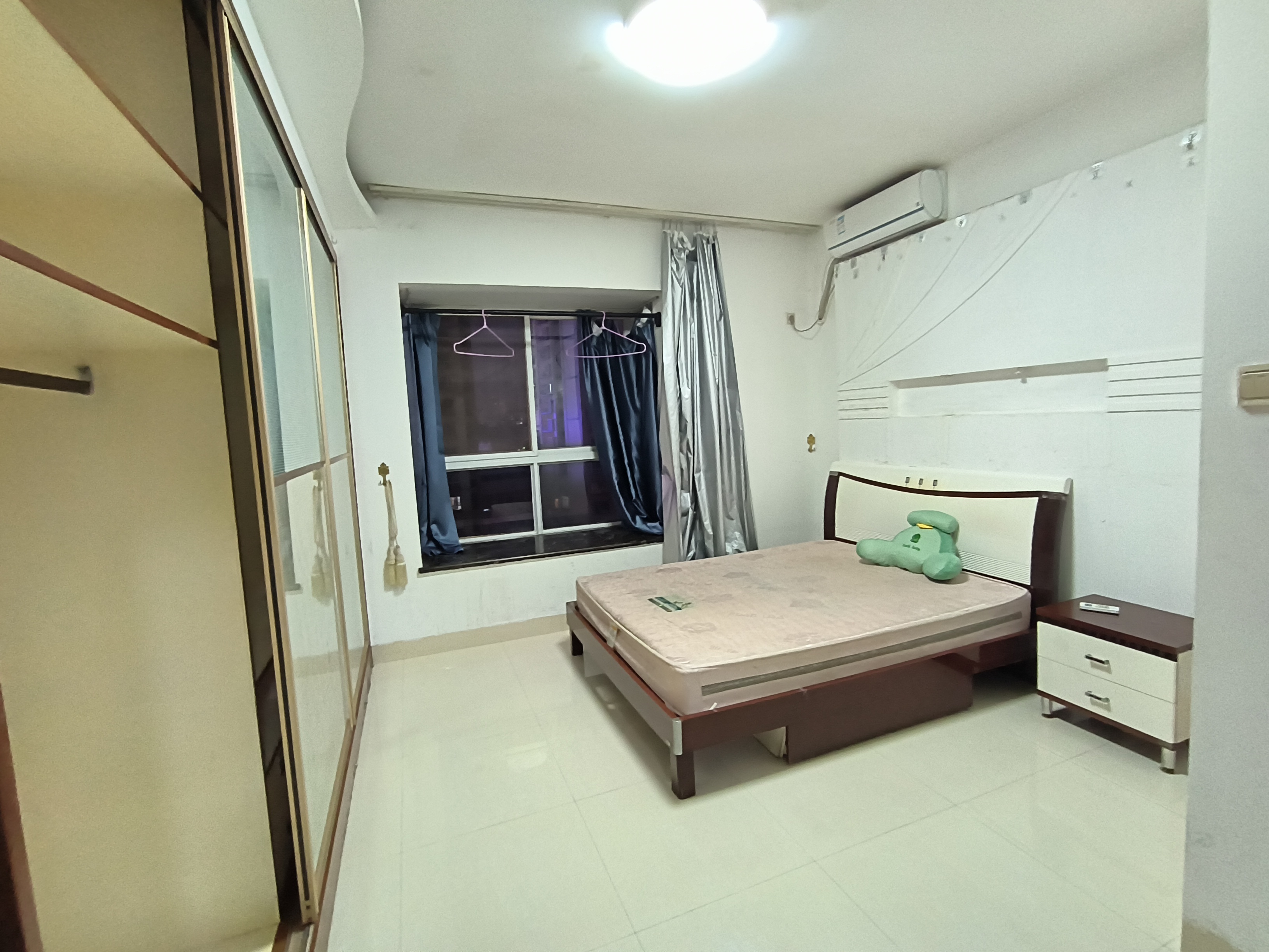 景瑞花园  3室2厅1卫    2800.0元/月室内图