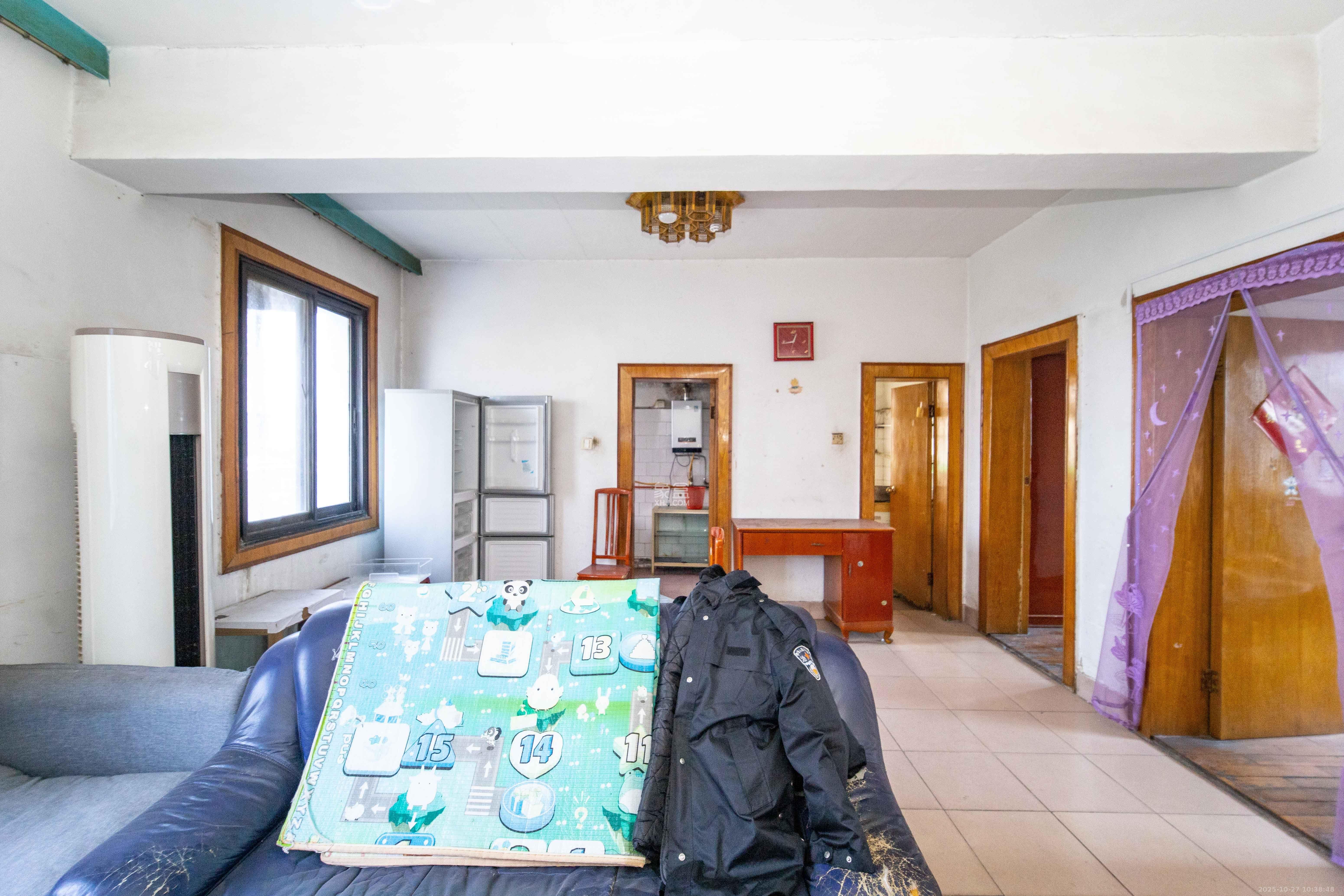 湖南省社会科学院  2室1厅1卫    1400.0元/月室内图