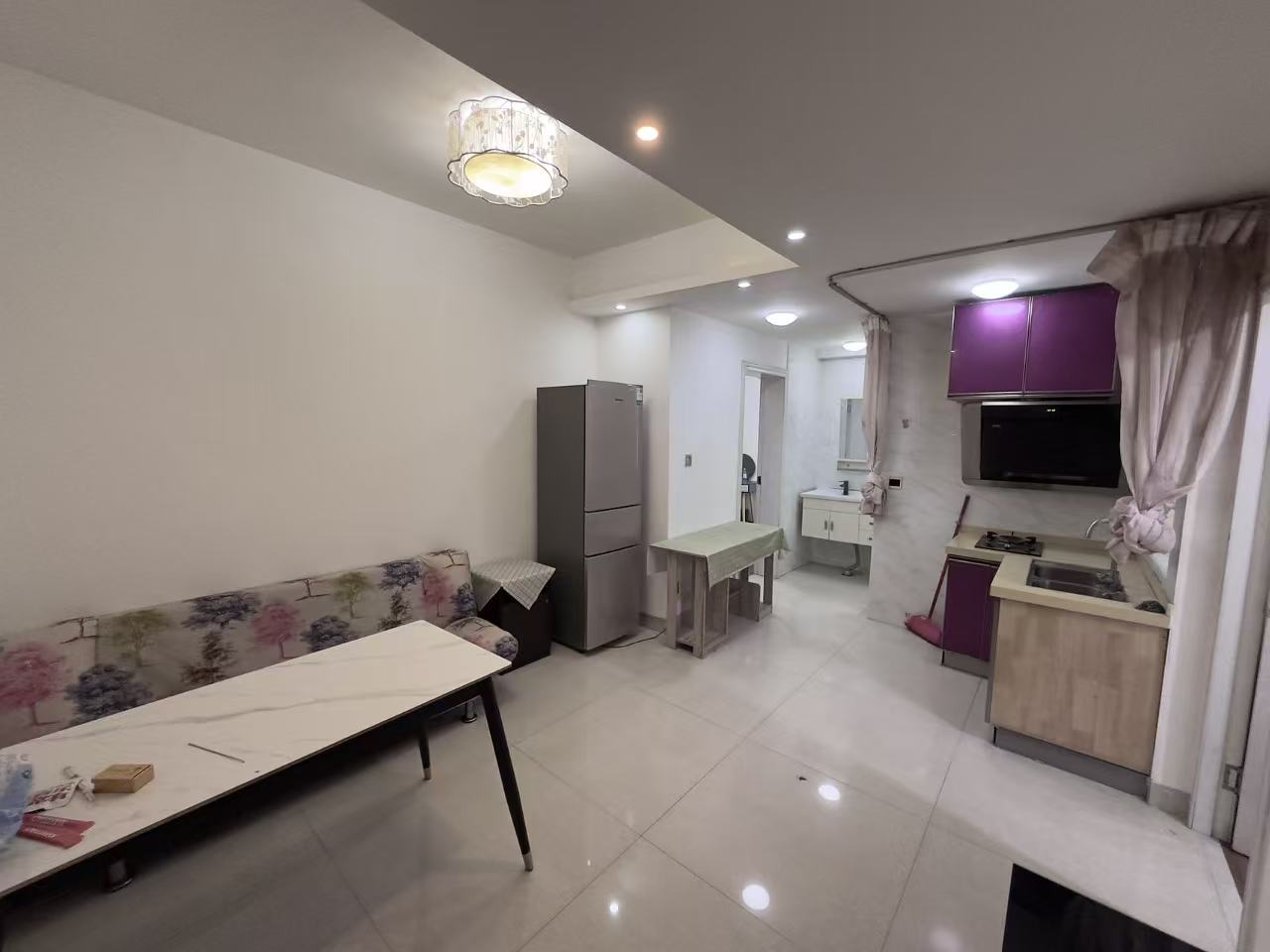 锦绣湘城  2室0厅0卫    1400.0元/月