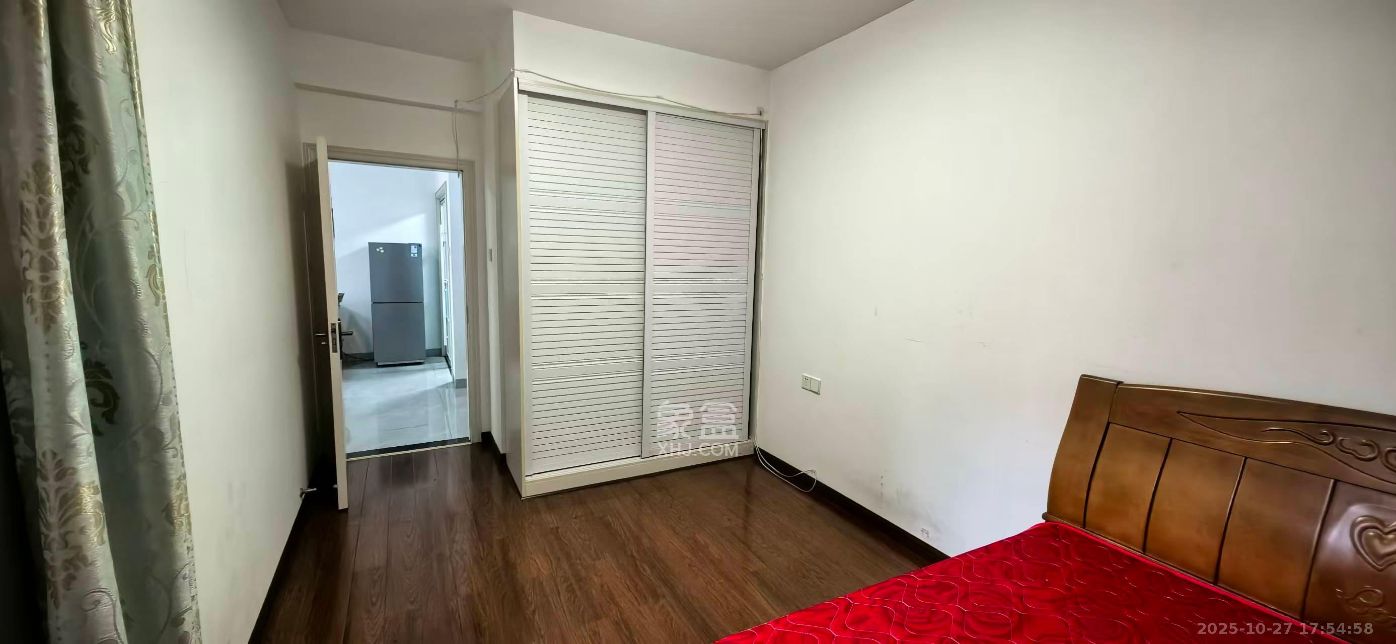 朝正美苑  2室2厅1卫    2100.0元/月 朝正美苑  2室2厅1卫    2100.0元/月室内图