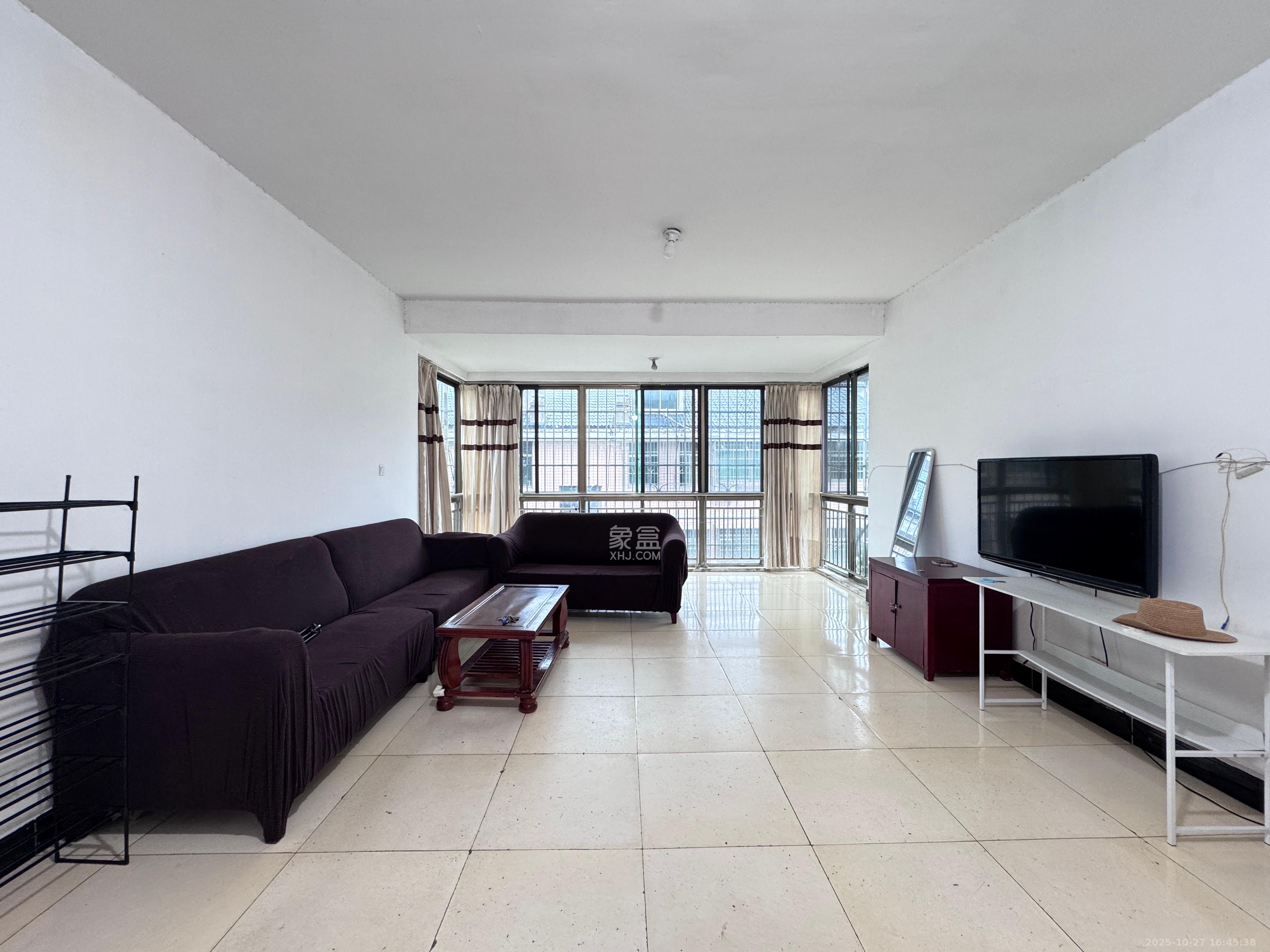 华美佳园(鄱阳佳园)  1室1厅0卫    1500.0元/月