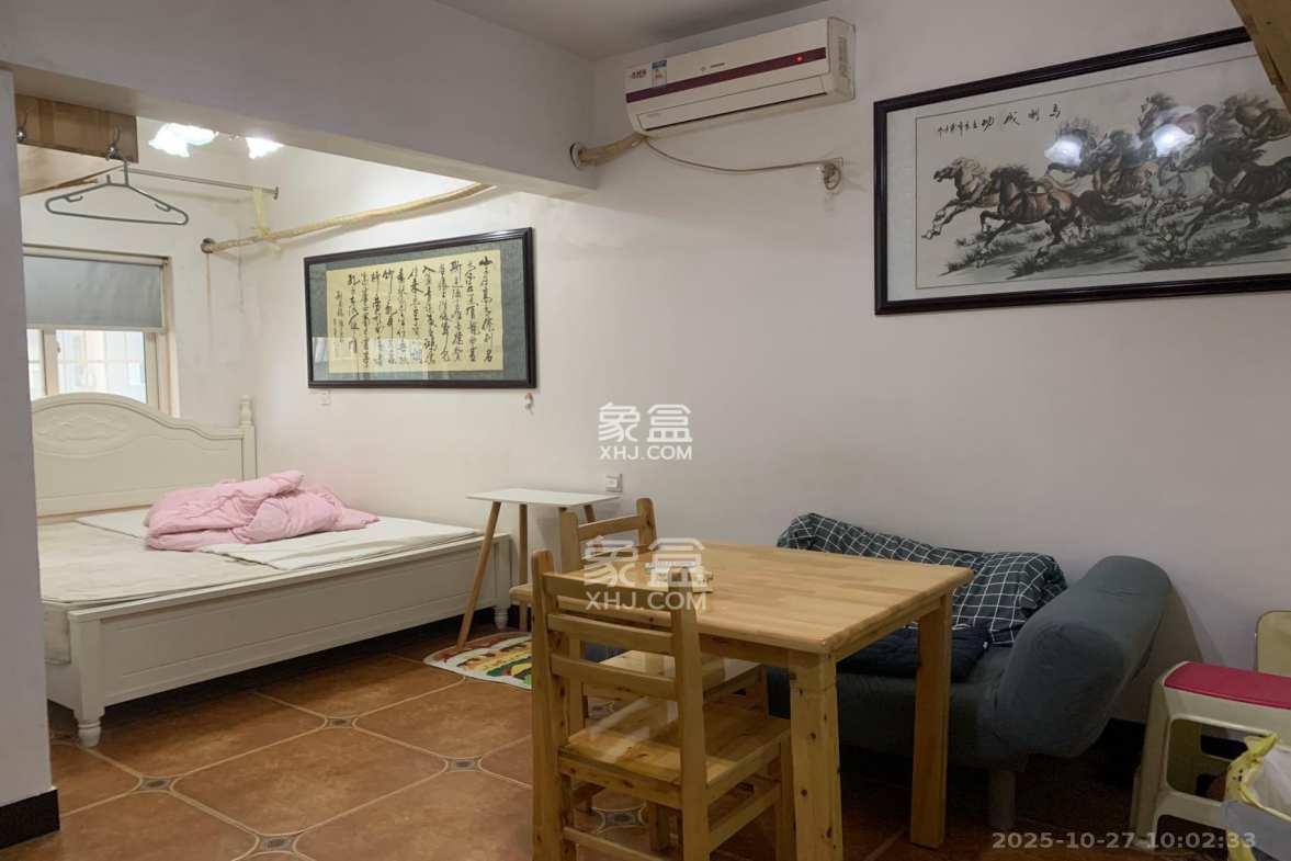 谋房博客(博客天街)  1室1厅1卫    1600.0元/月 谋房博客(博客天街)  1室1厅1卫    1600.0元/月室内图1