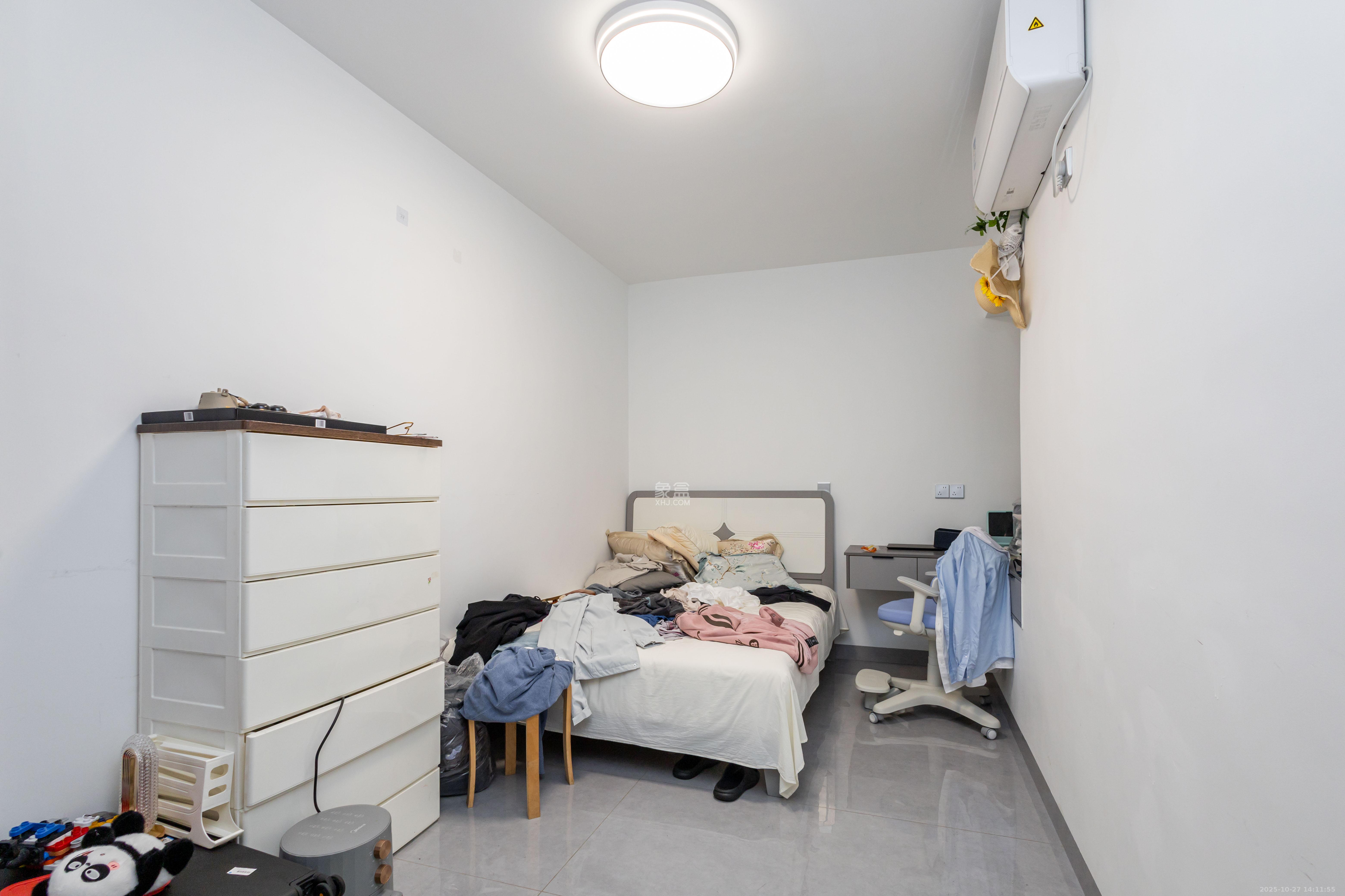 中交中央公园D4区  3室1厅1卫    106.0万 中交中央公园D4区  3室1厅1卫    106.0万卧室