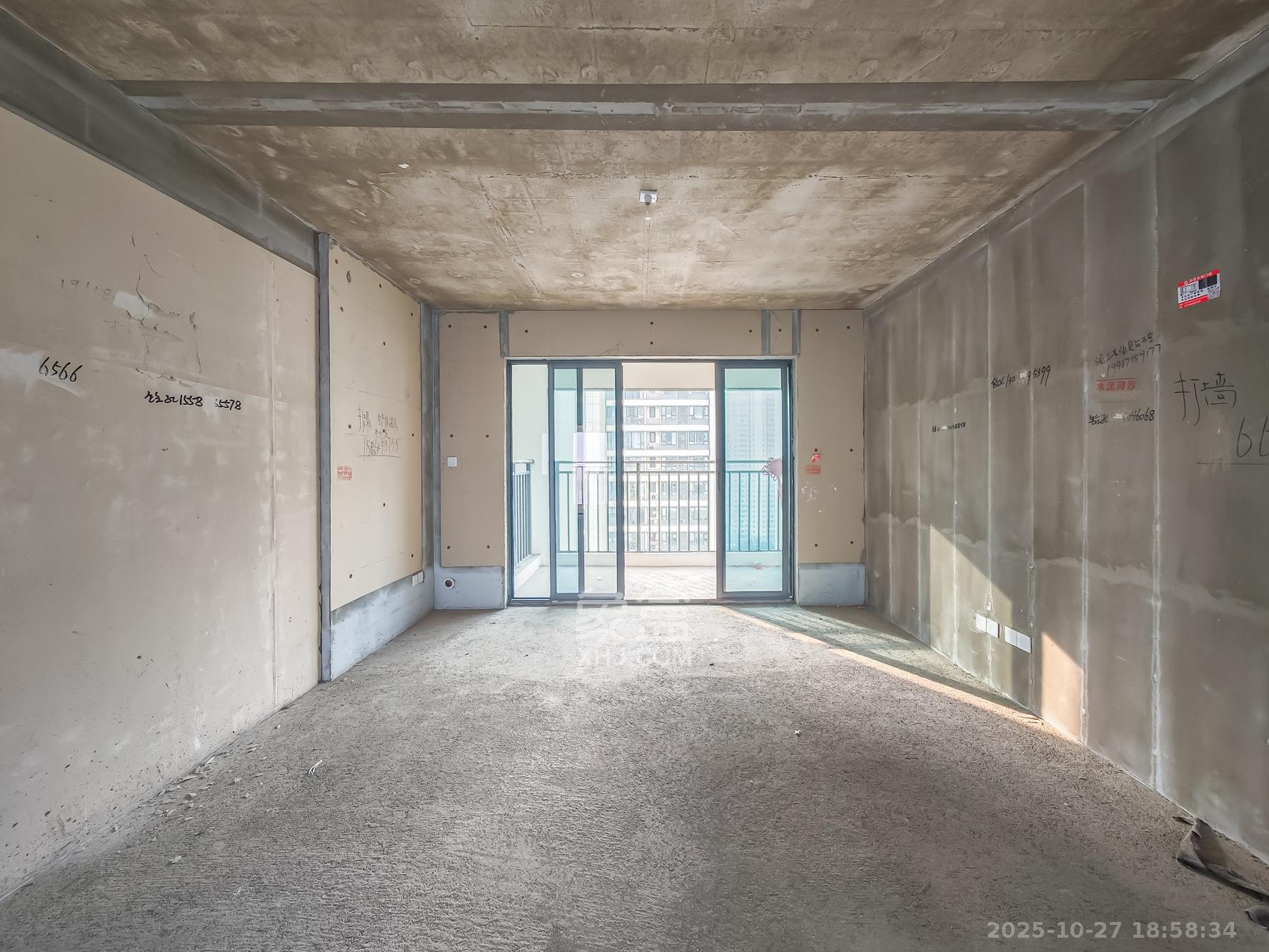 国欣向荣广场  4室2厅2卫    110.0万