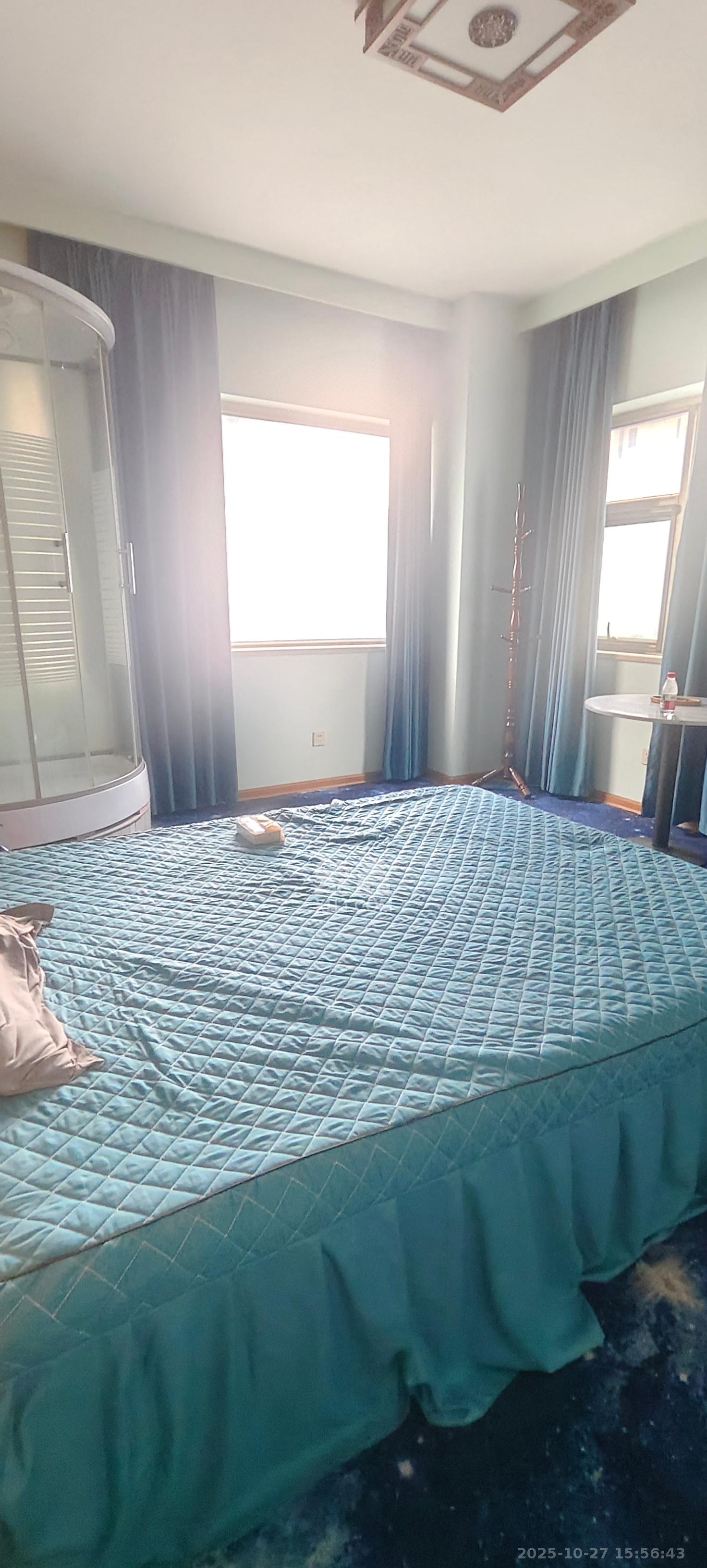 麓谷坐标   146.0㎡      3800.0元/月室内图