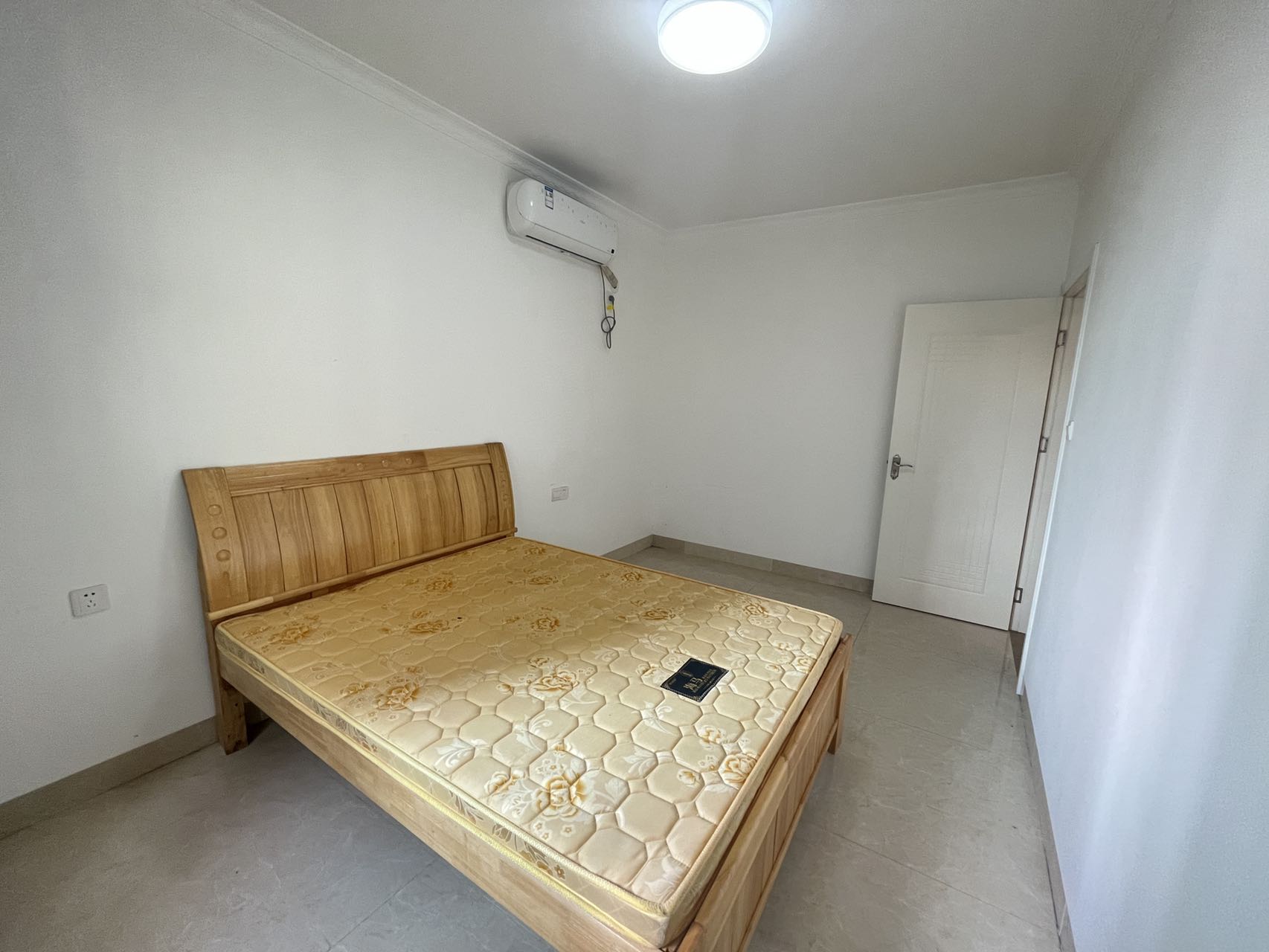 国兴城(C区) 2室2厅1卫 3400.0元/月 国兴城(C区) 2室2厅1卫 3400.0元/月室内图